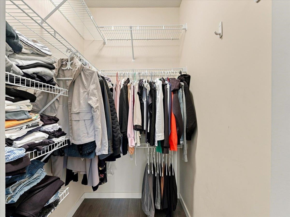 401-4728 Dawson Street, Burnaby, BC