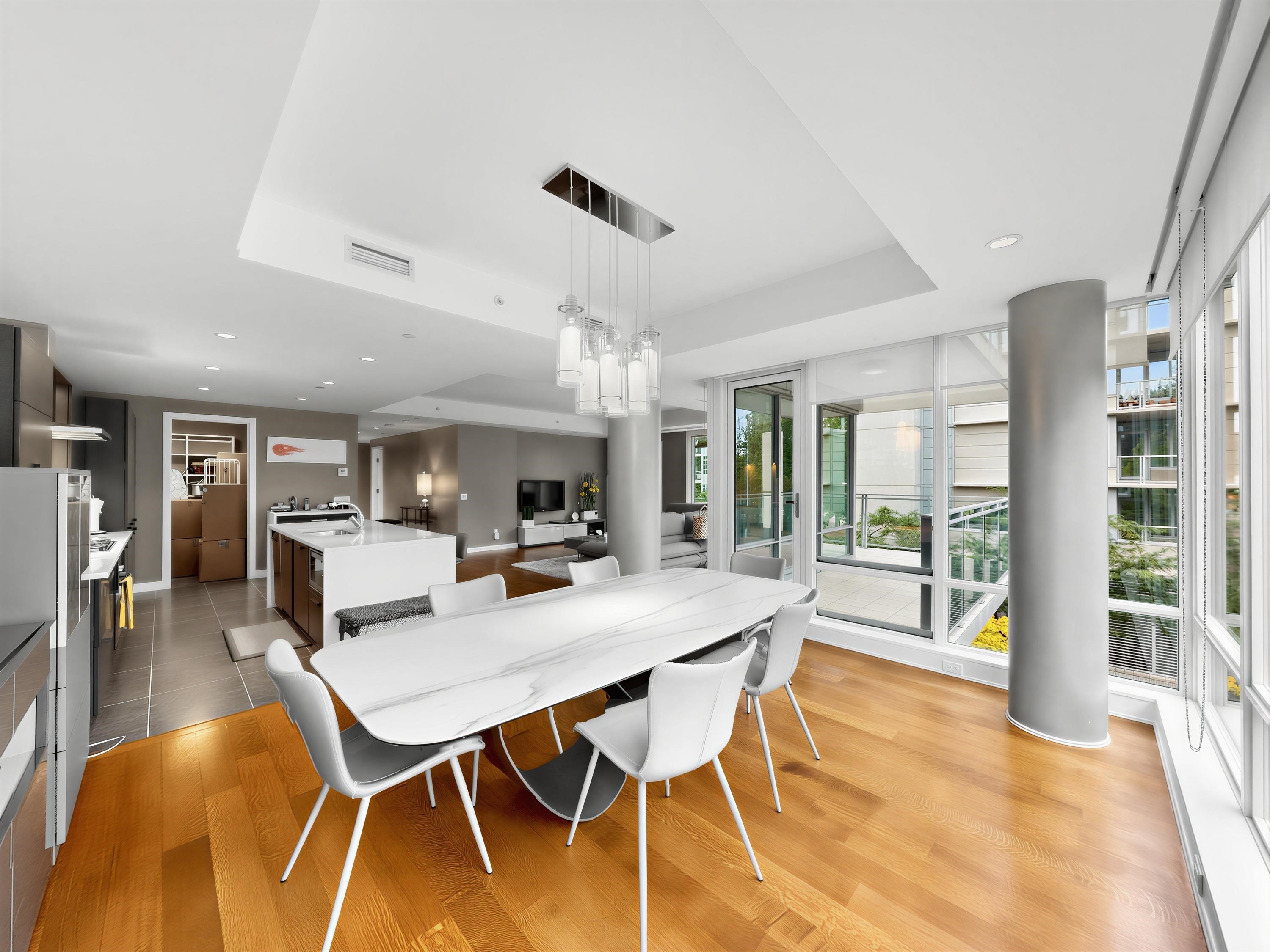 303-5838 Berton Avenue, Vancouver, BC