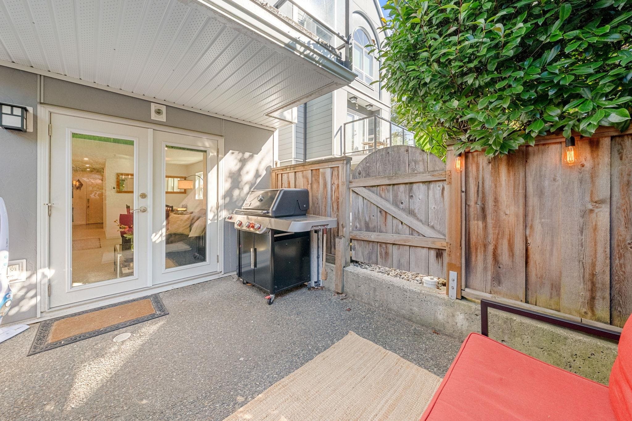 104-828 14Th Avenue W, Vancouver, BC