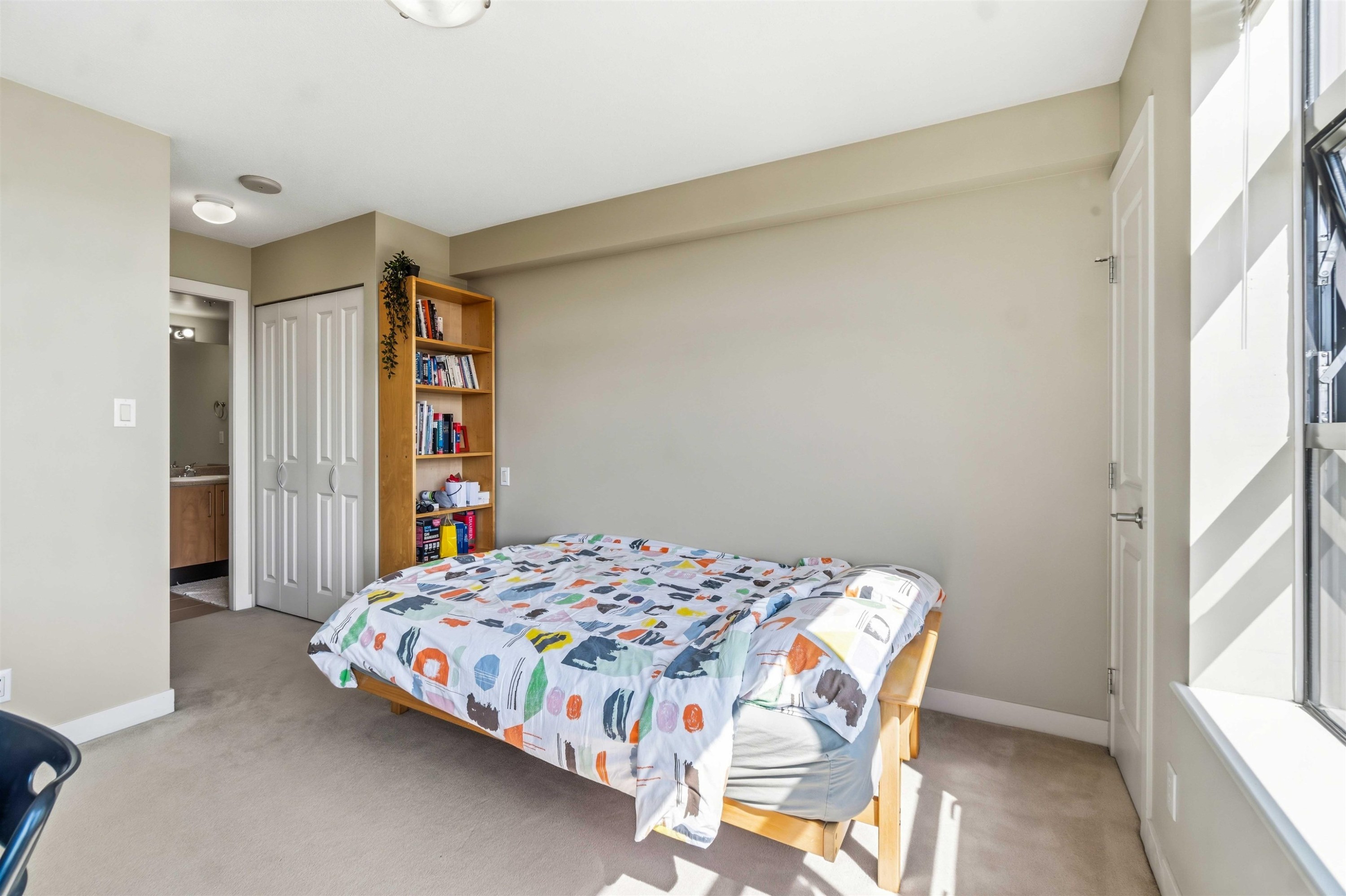 805-5380 Oben Street, Vancouver, BC