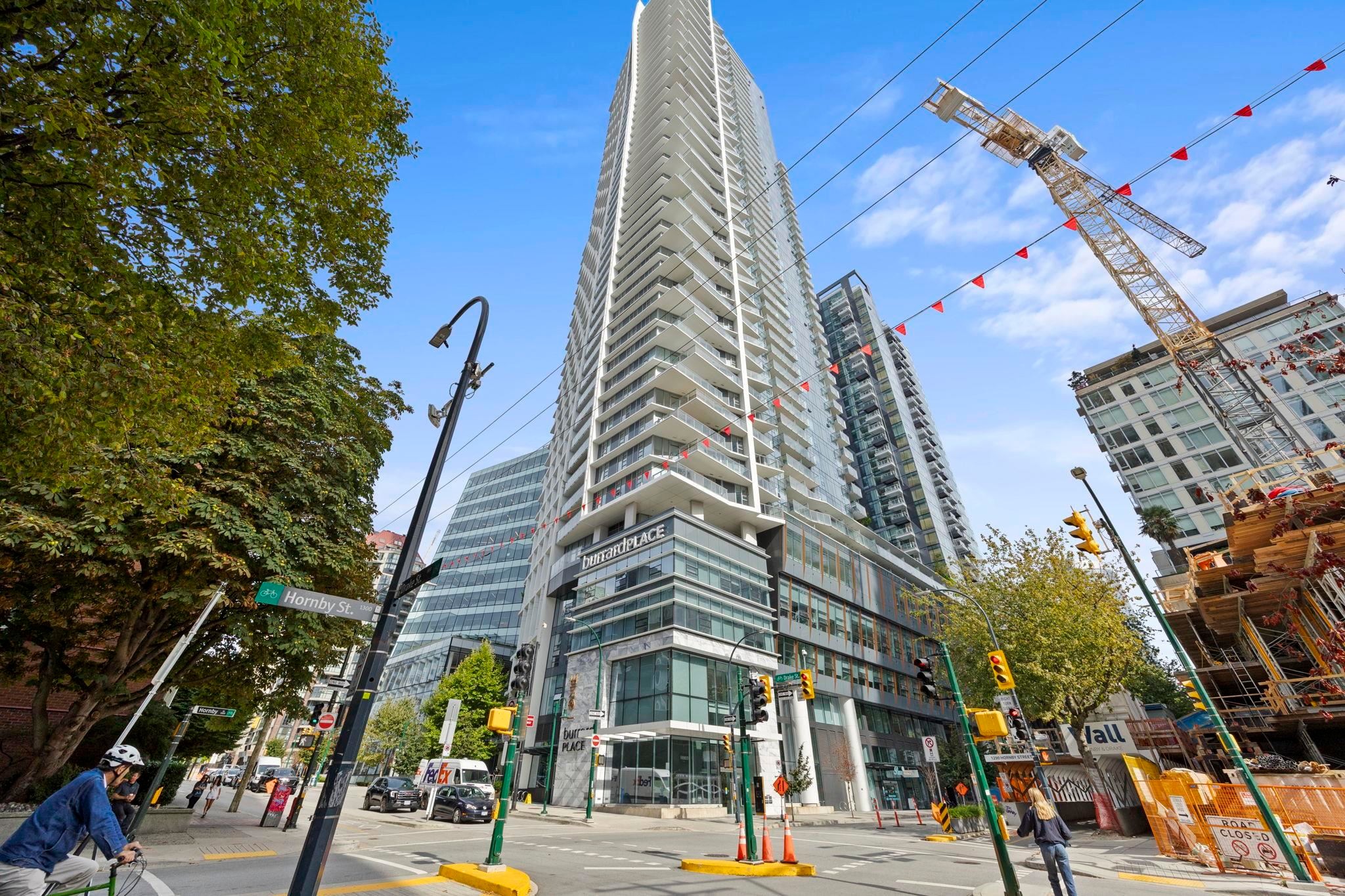 2007-1289 Hornby Street, Vancouver, BC