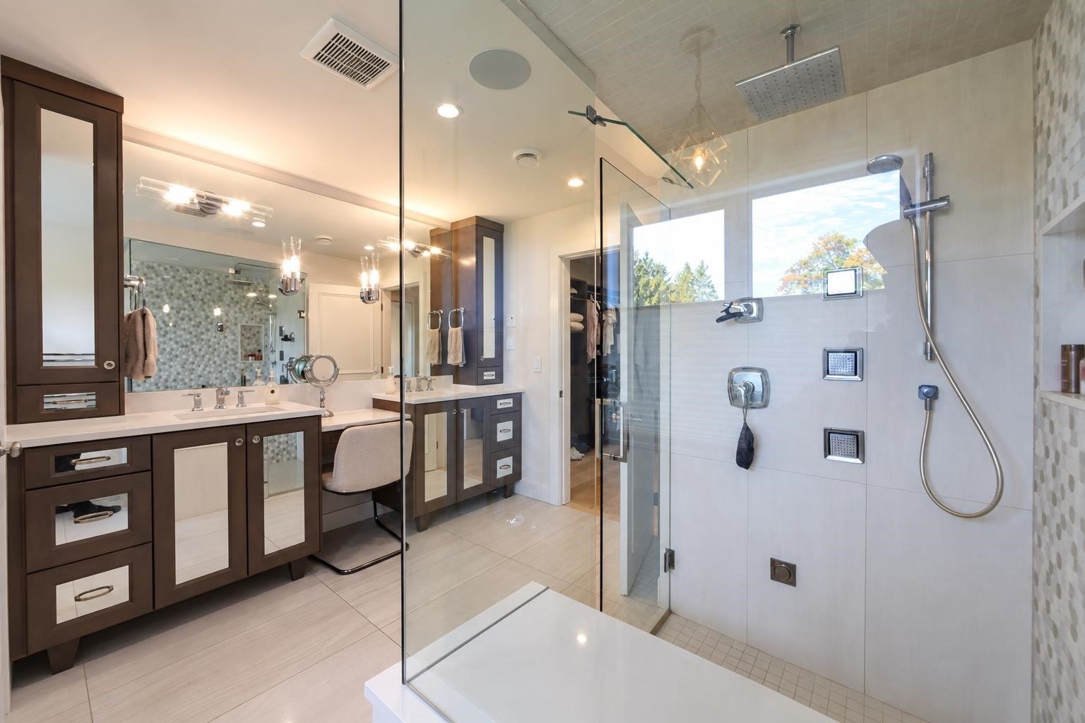 7863 Walmsley Court, Burnaby, BC