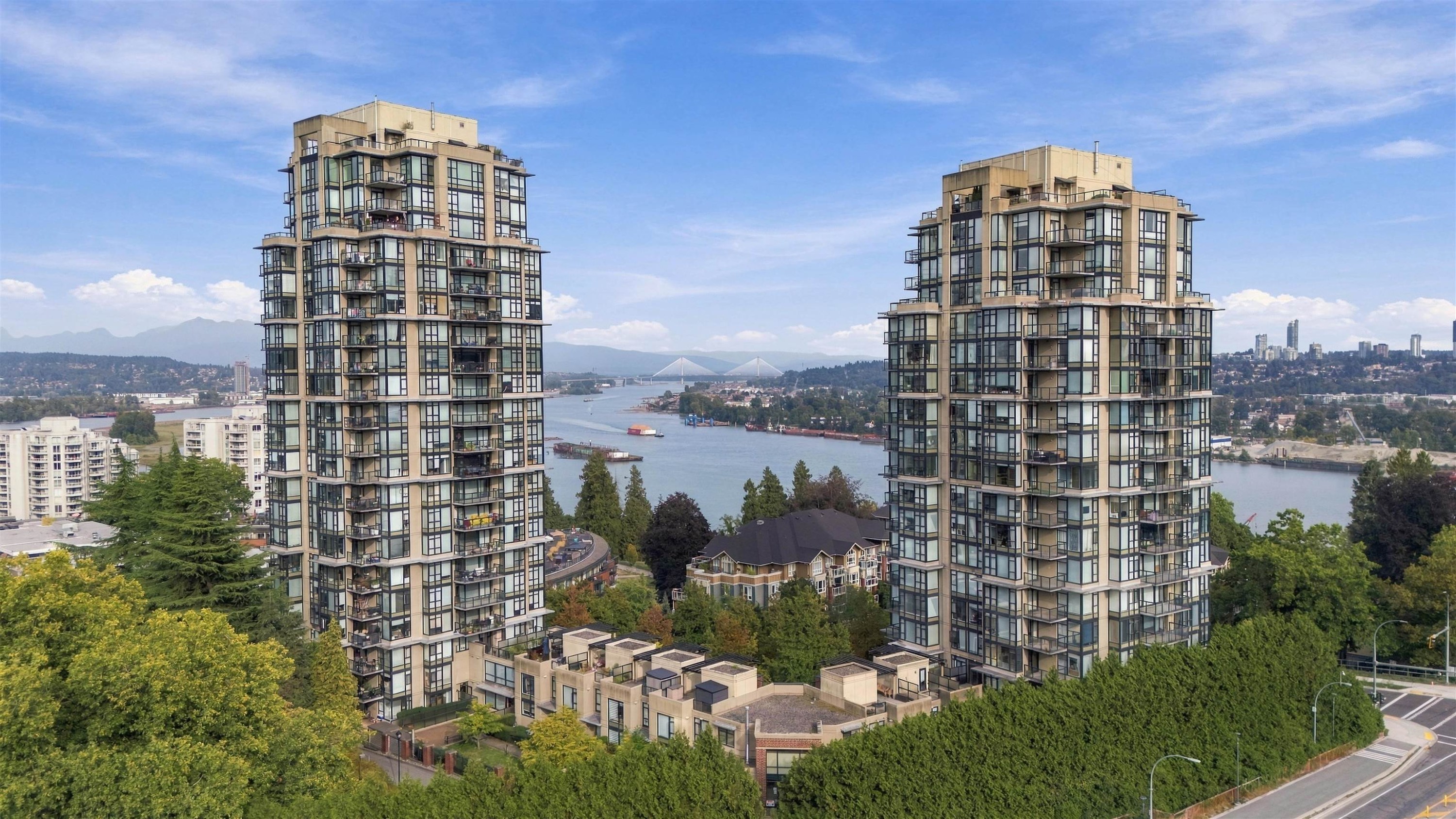903-15 Royal Avenue E, New Westminster, BC
