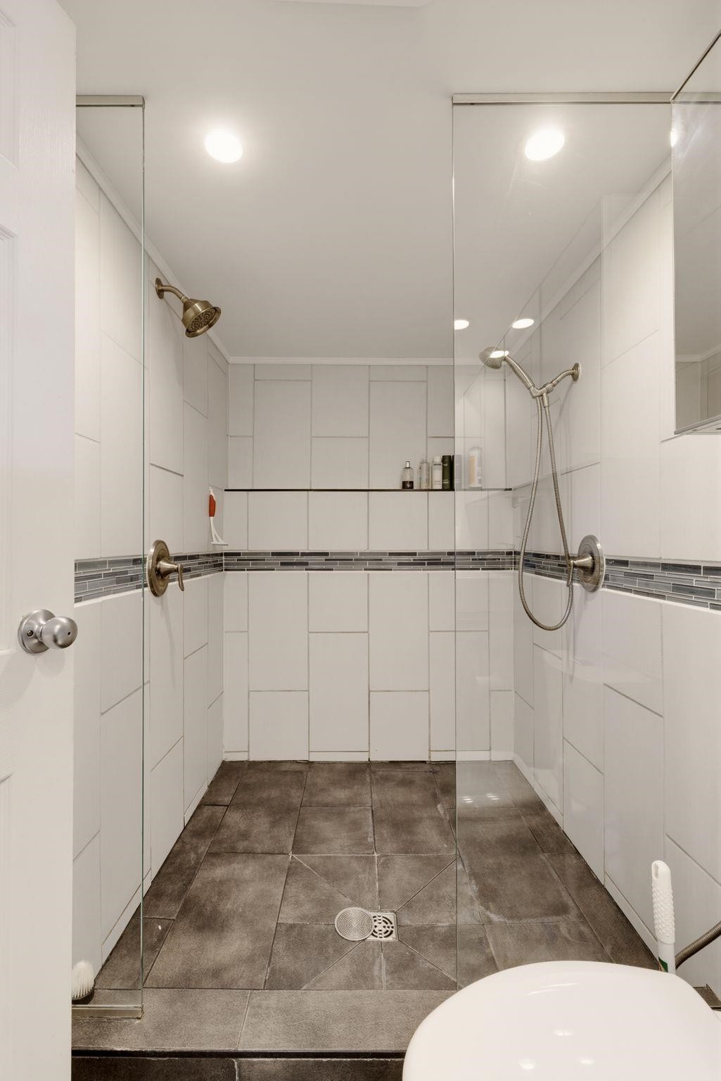 302-391 7Th Avenue E, Vancouver, BC