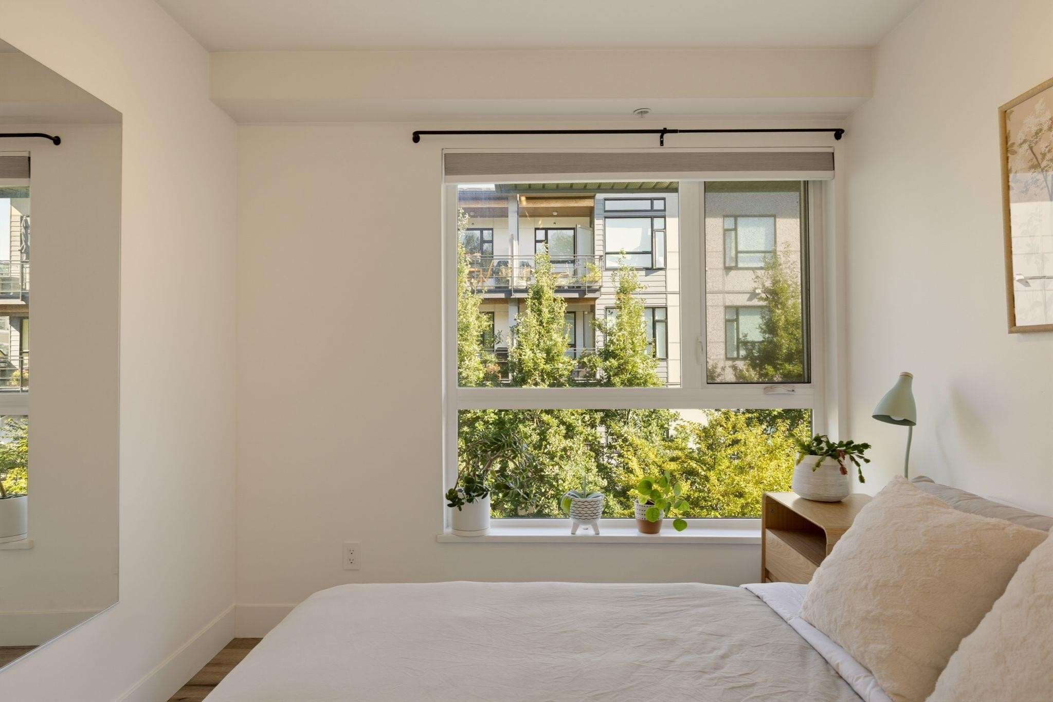 234-735 15Th Street W, North Vancouver, BC