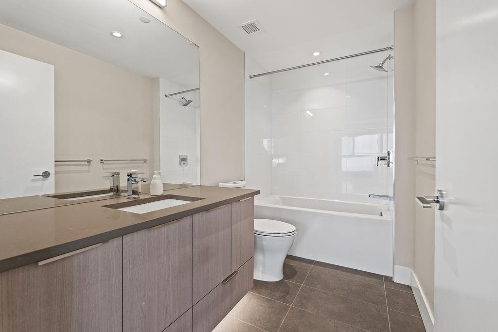 409-8508 Rivergrass Drive, Vancouver, BC