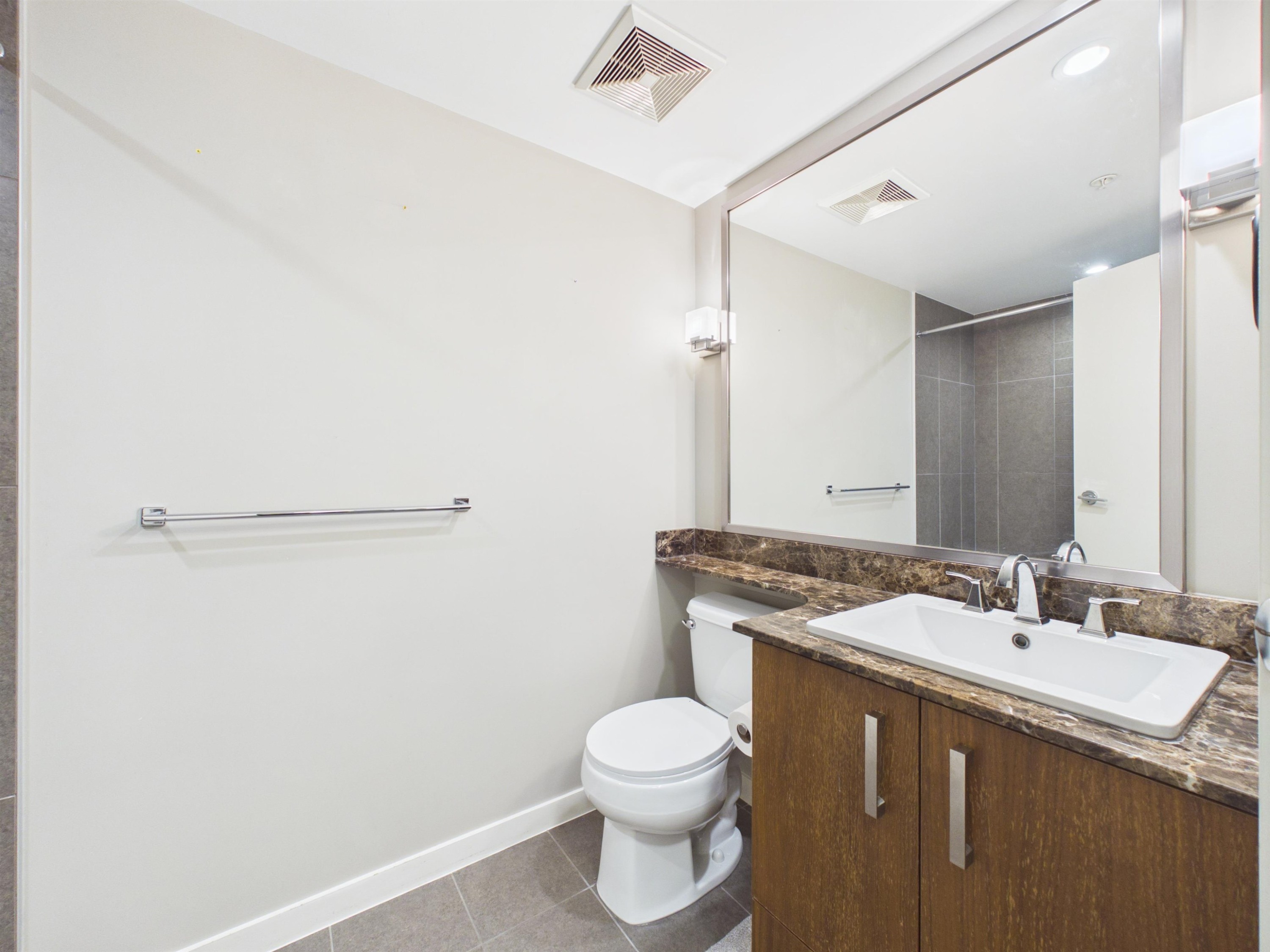 215-5889 Irmin Street, Burnaby, BC