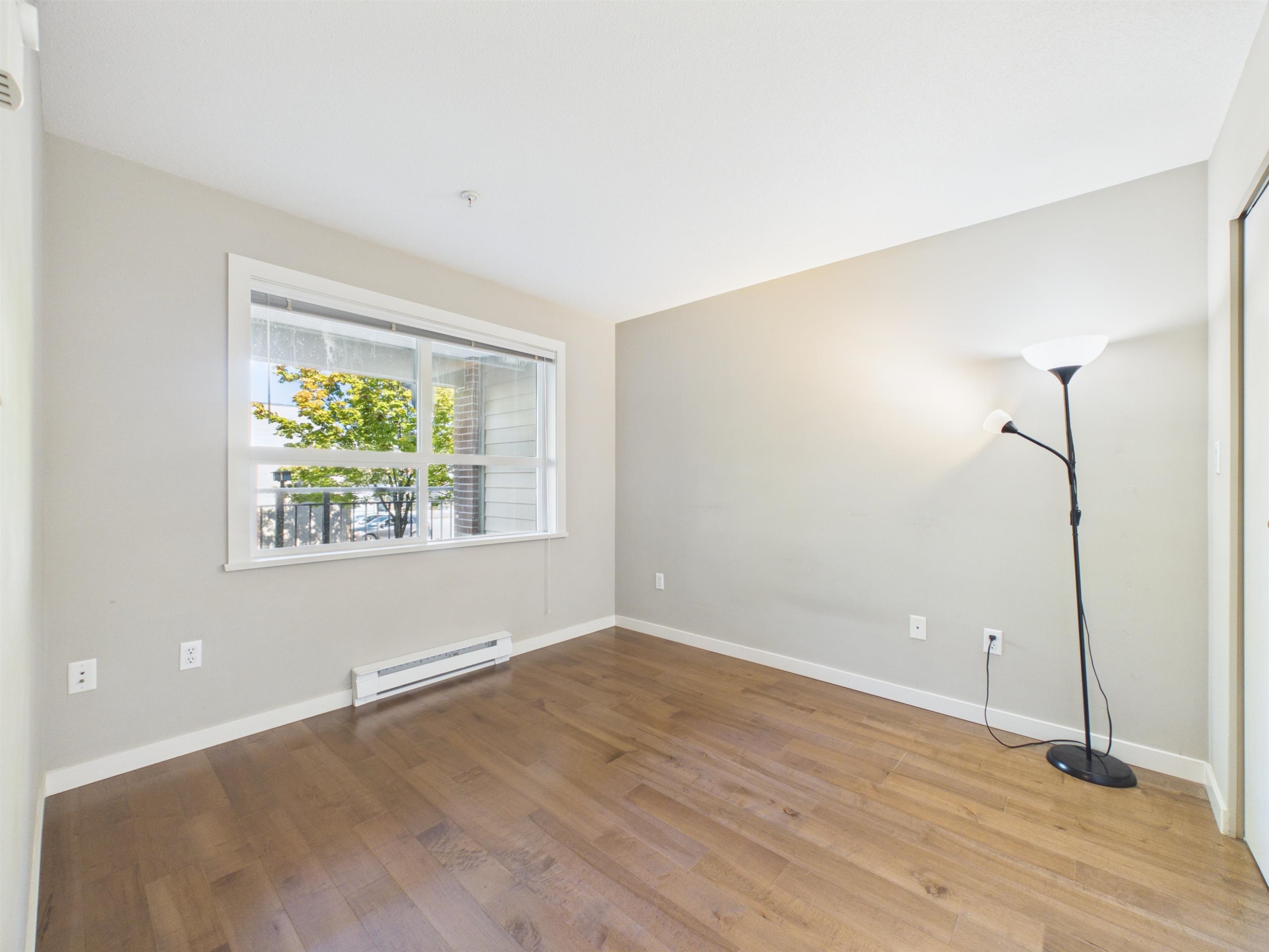 215-5889 Irmin Street, Burnaby, BC