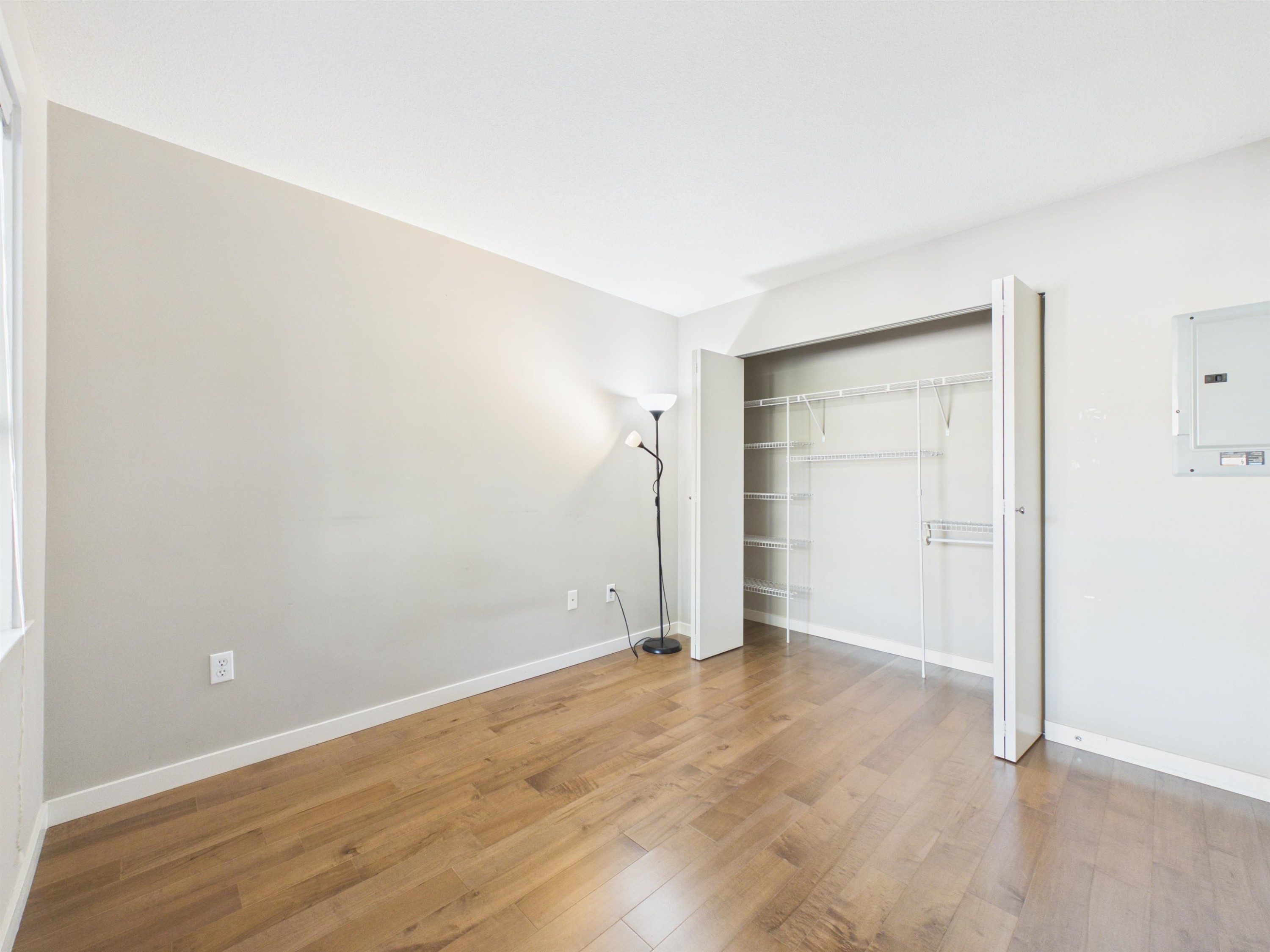 215-5889 Irmin Street, Burnaby, BC