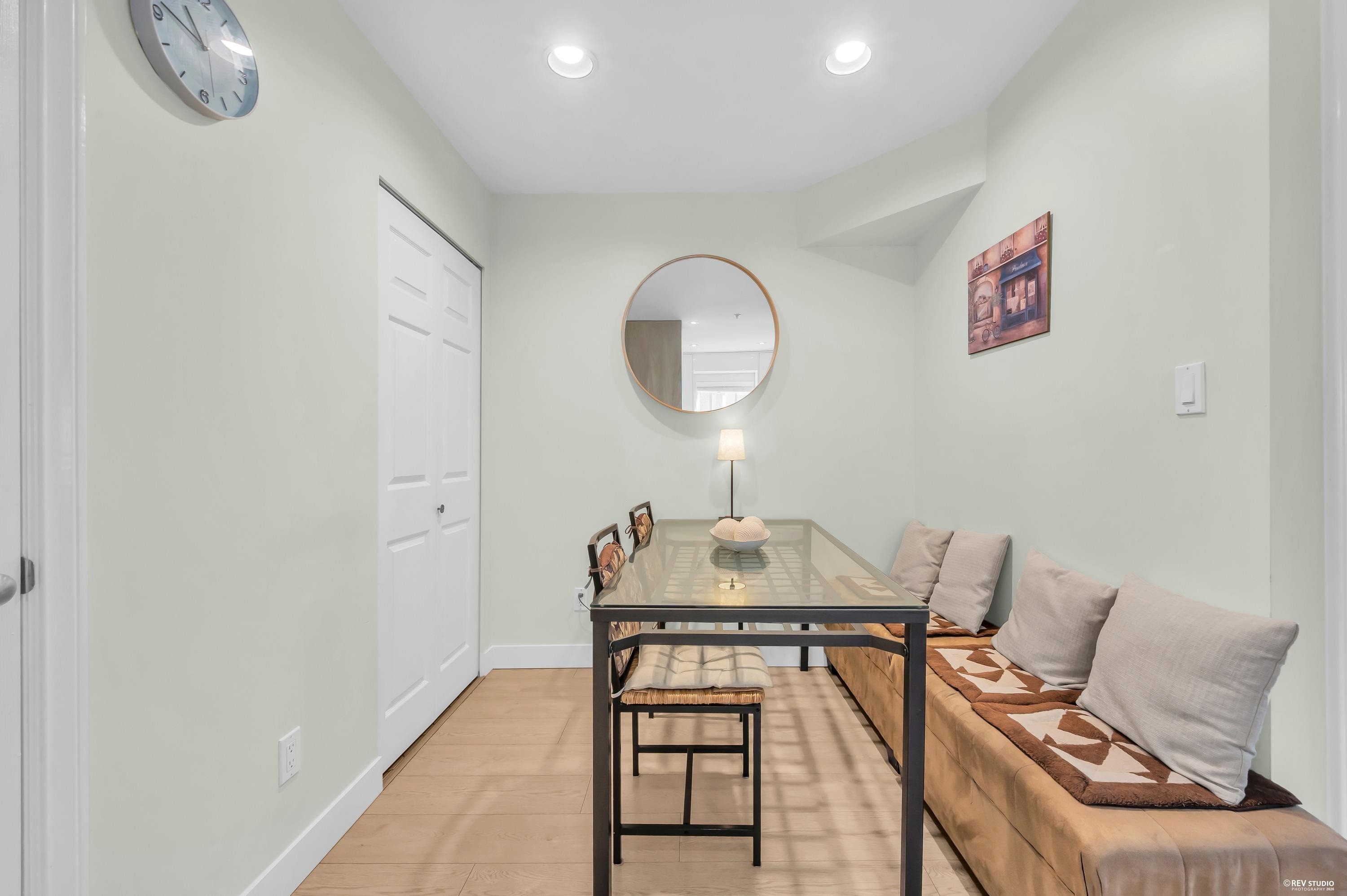 6925 Main Street, Vancouver, BC