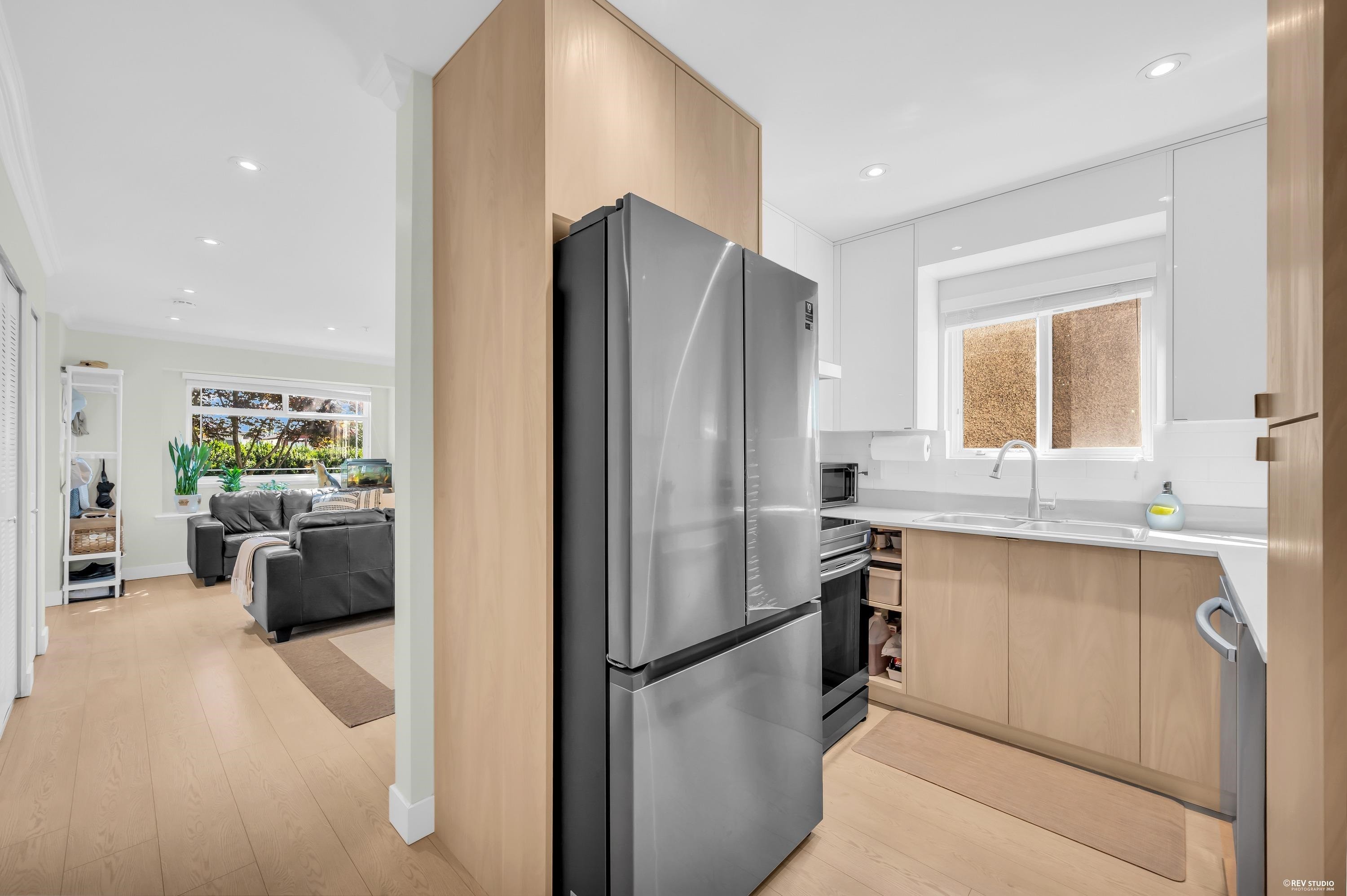 6925 Main Street, Vancouver, BC