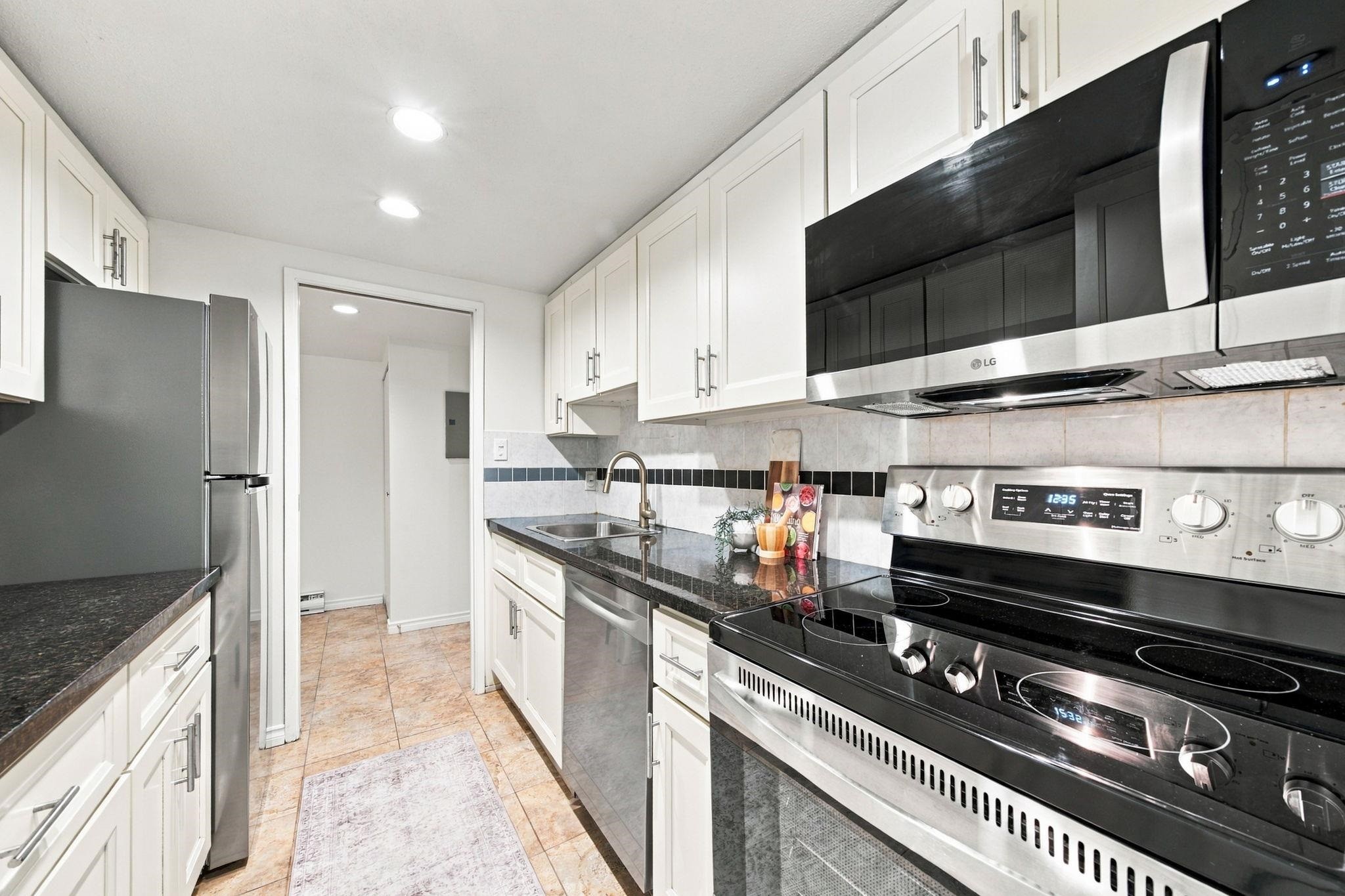 8-9151 Forest Grove Drive, Burnaby, BC