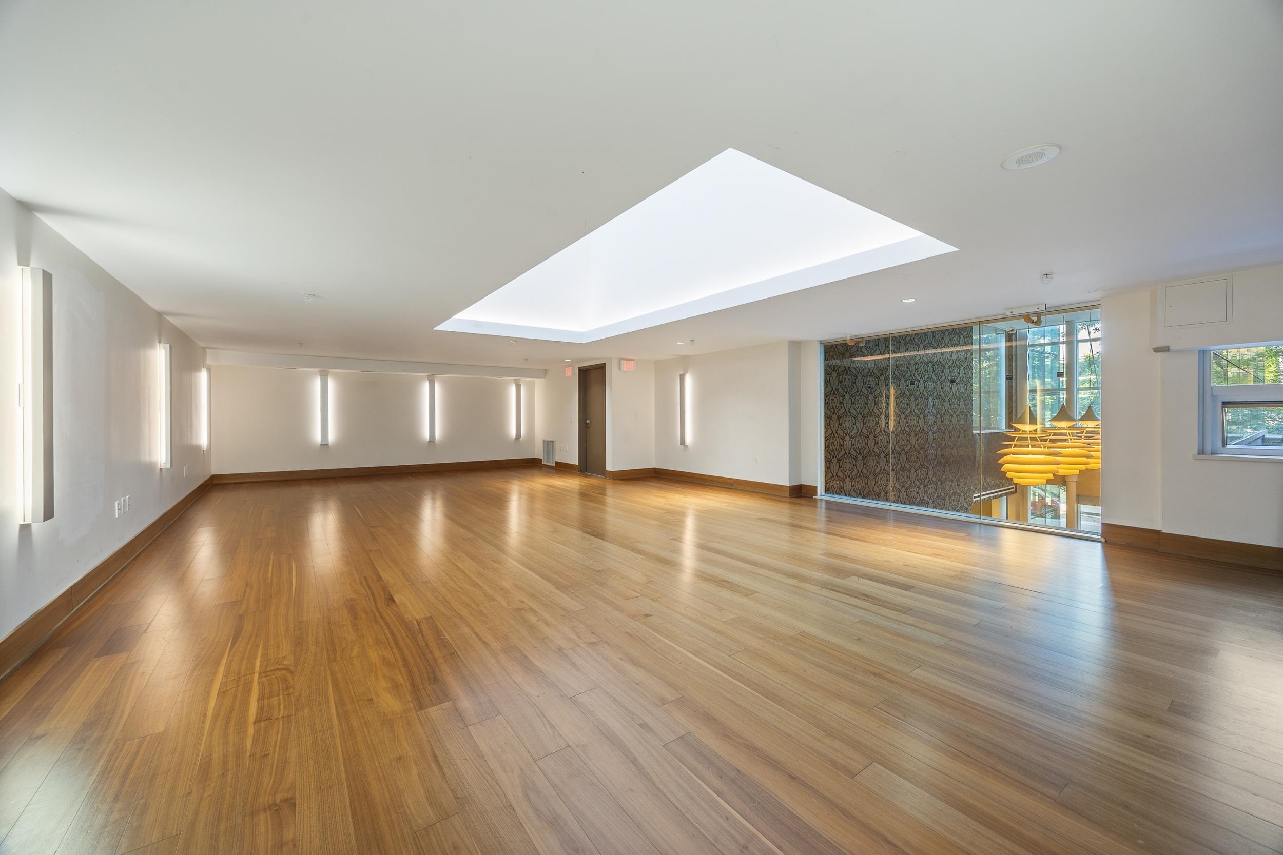 806-1633 Ontario Street, Vancouver, BC