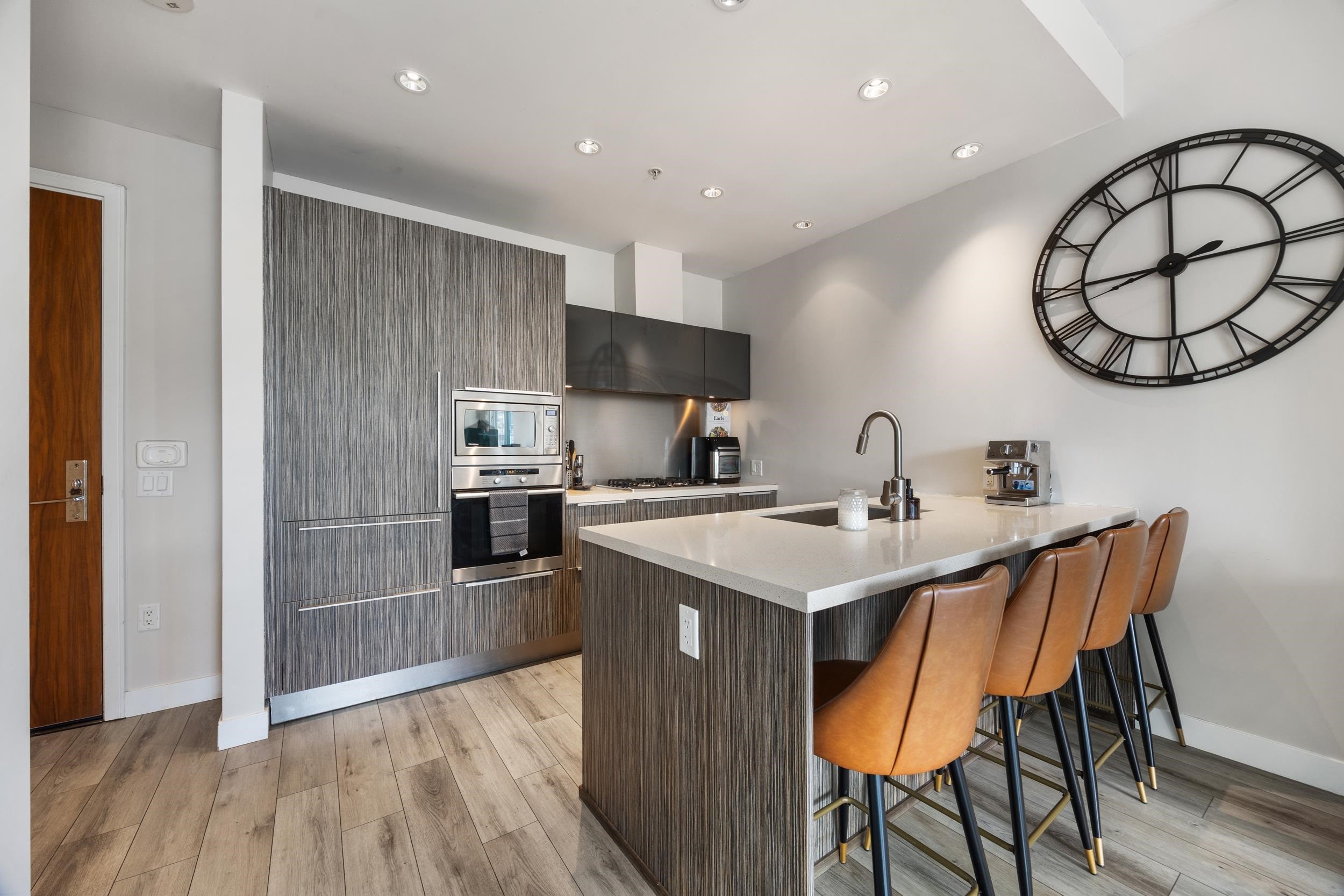 806-1633 Ontario Street, Vancouver, BC