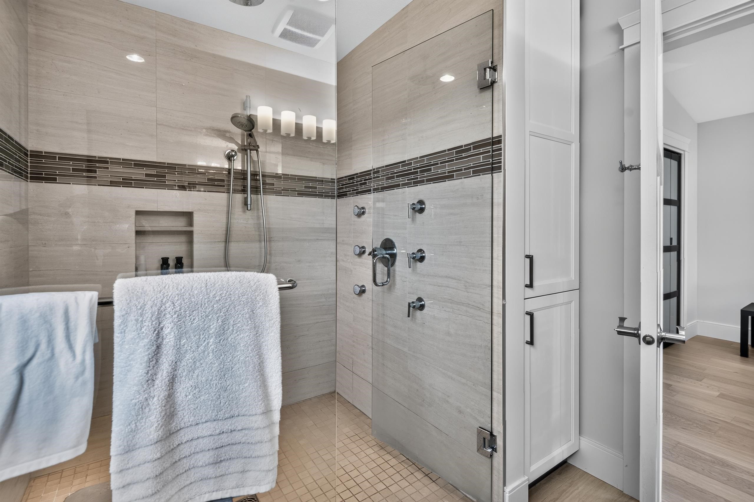 3476 Wilkie Avenue, Coquitlam, BC