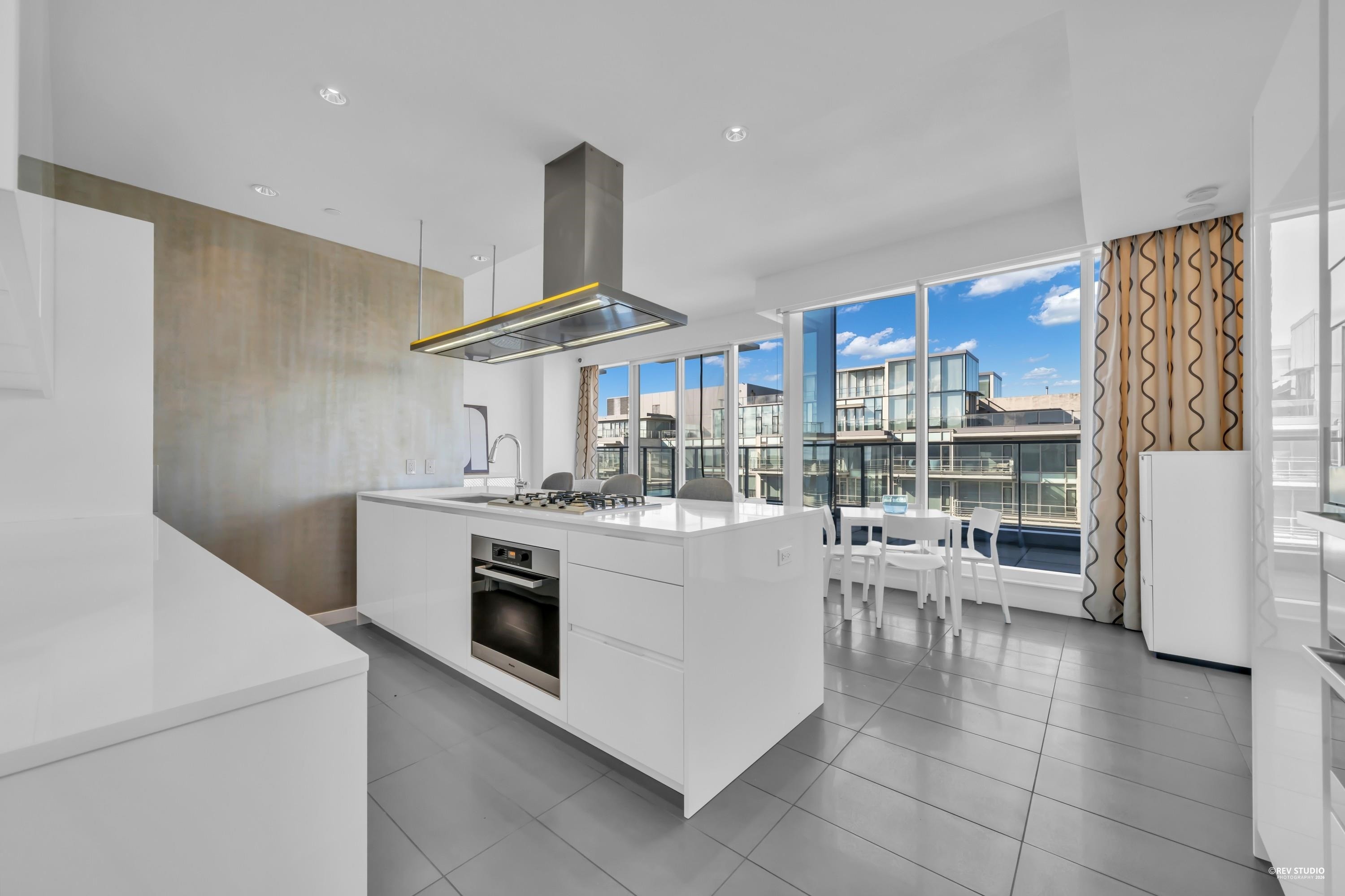 1201-5199 Brighouse Way, Richmond, BC