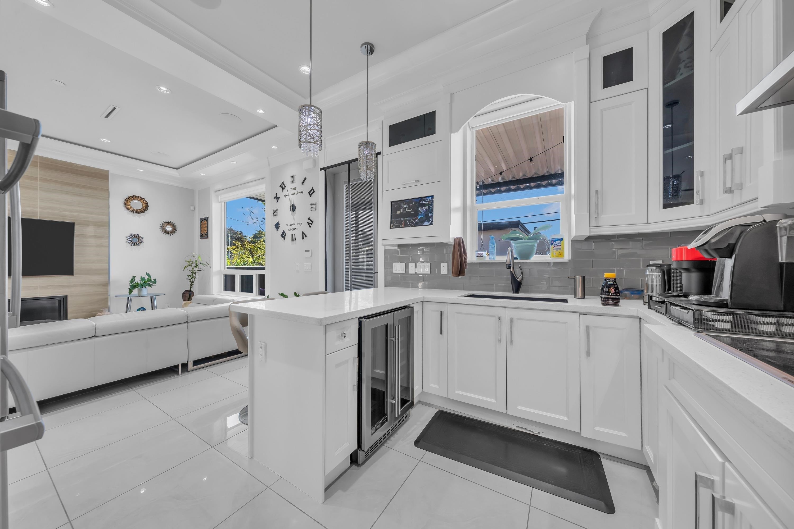 768 58Th Avenue E, Vancouver, BC