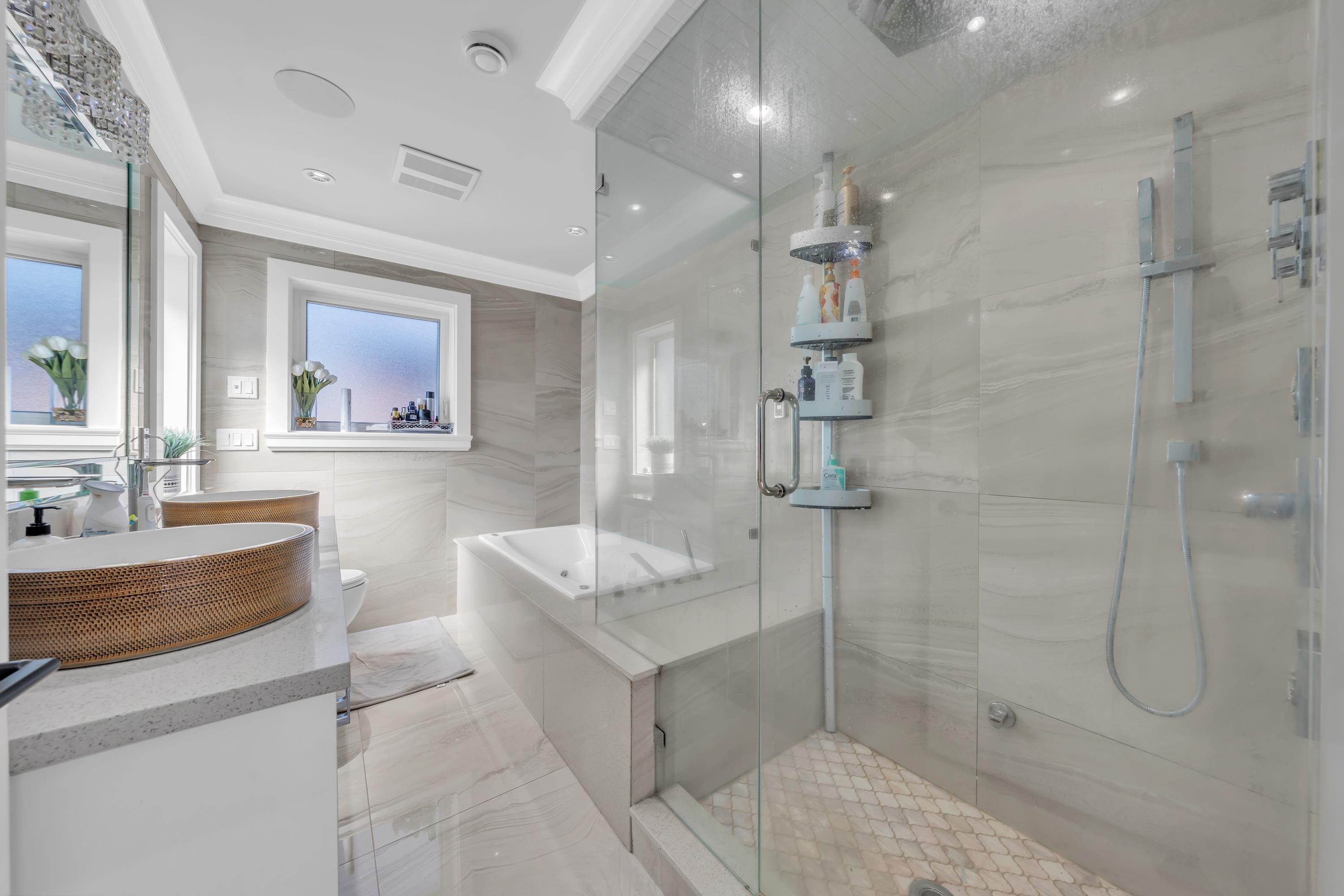 768 58Th Avenue E, Vancouver, BC