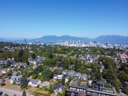 4111 Ash Street, Vancouver, BC 