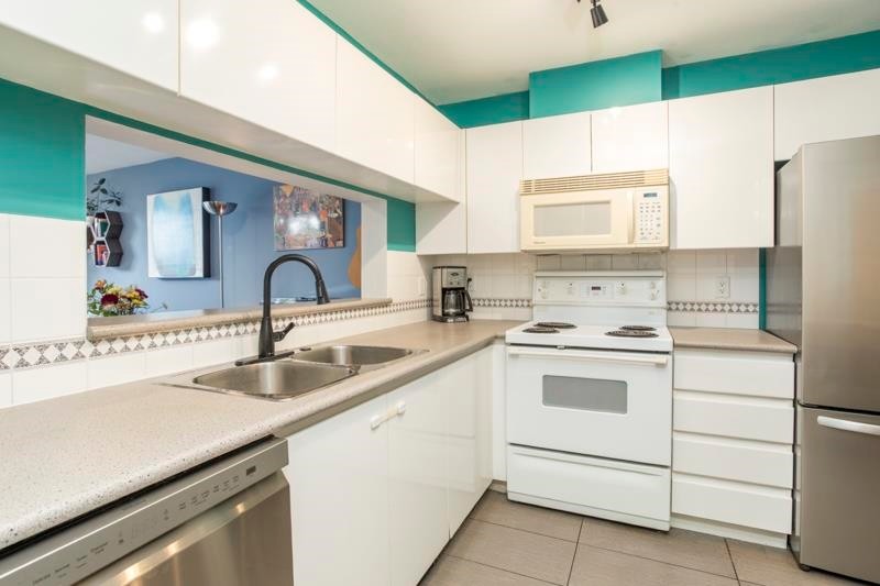 211-8460 Jellicoe Street, Vancouver, BC