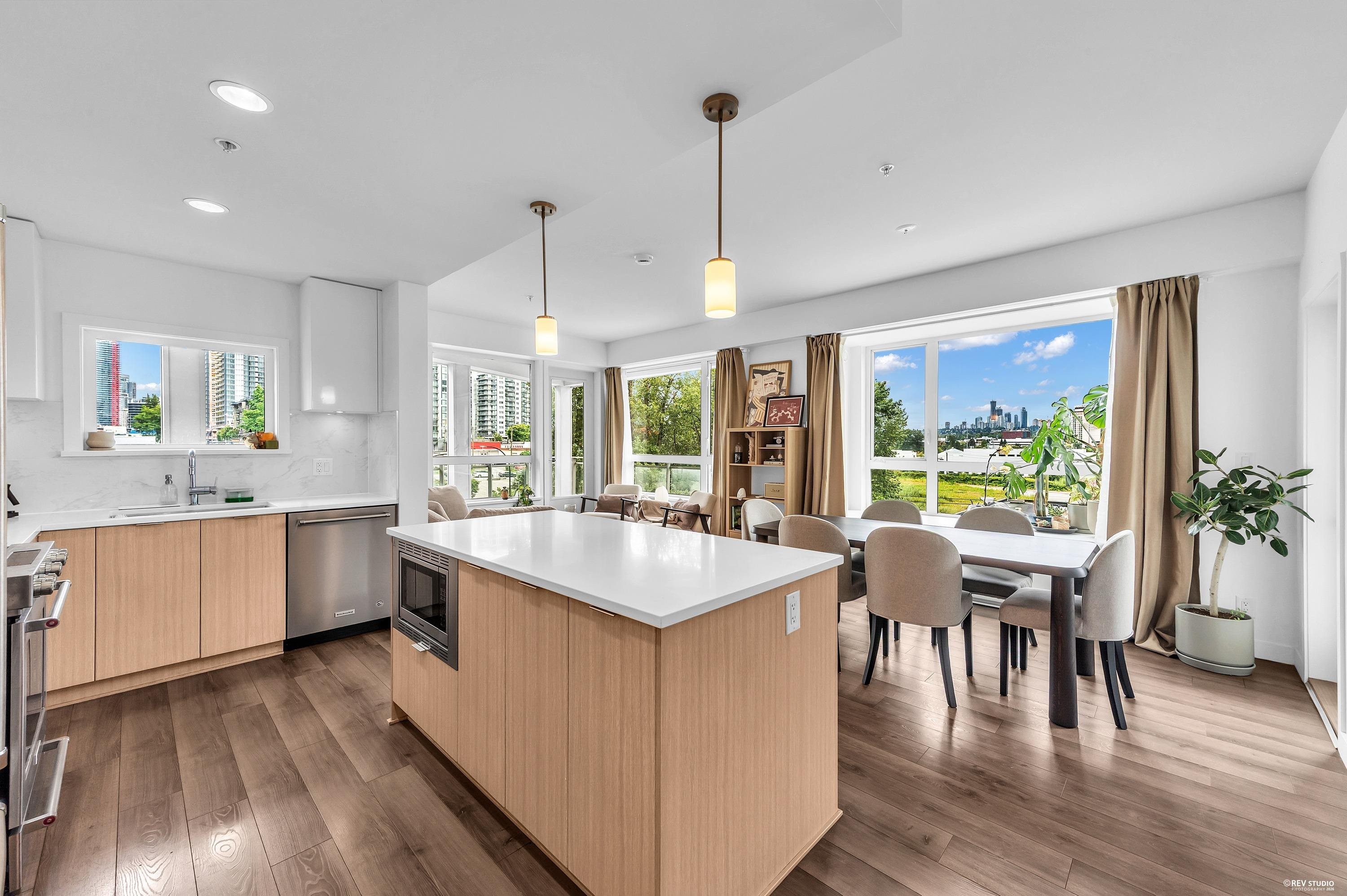 412-2188 Madison Avenue, Burnaby, BC