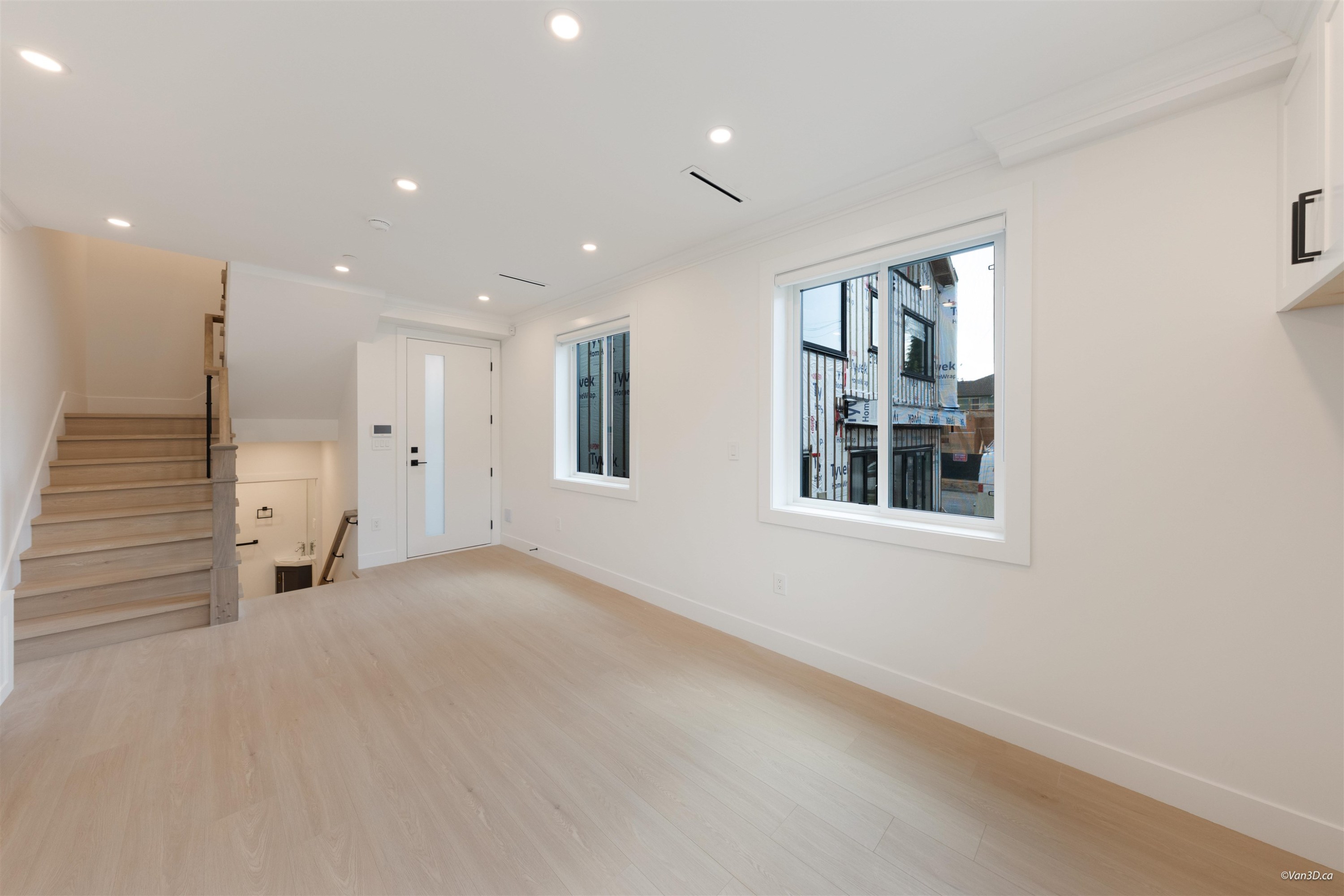 1-5385 Earles Street, Vancouver, BC