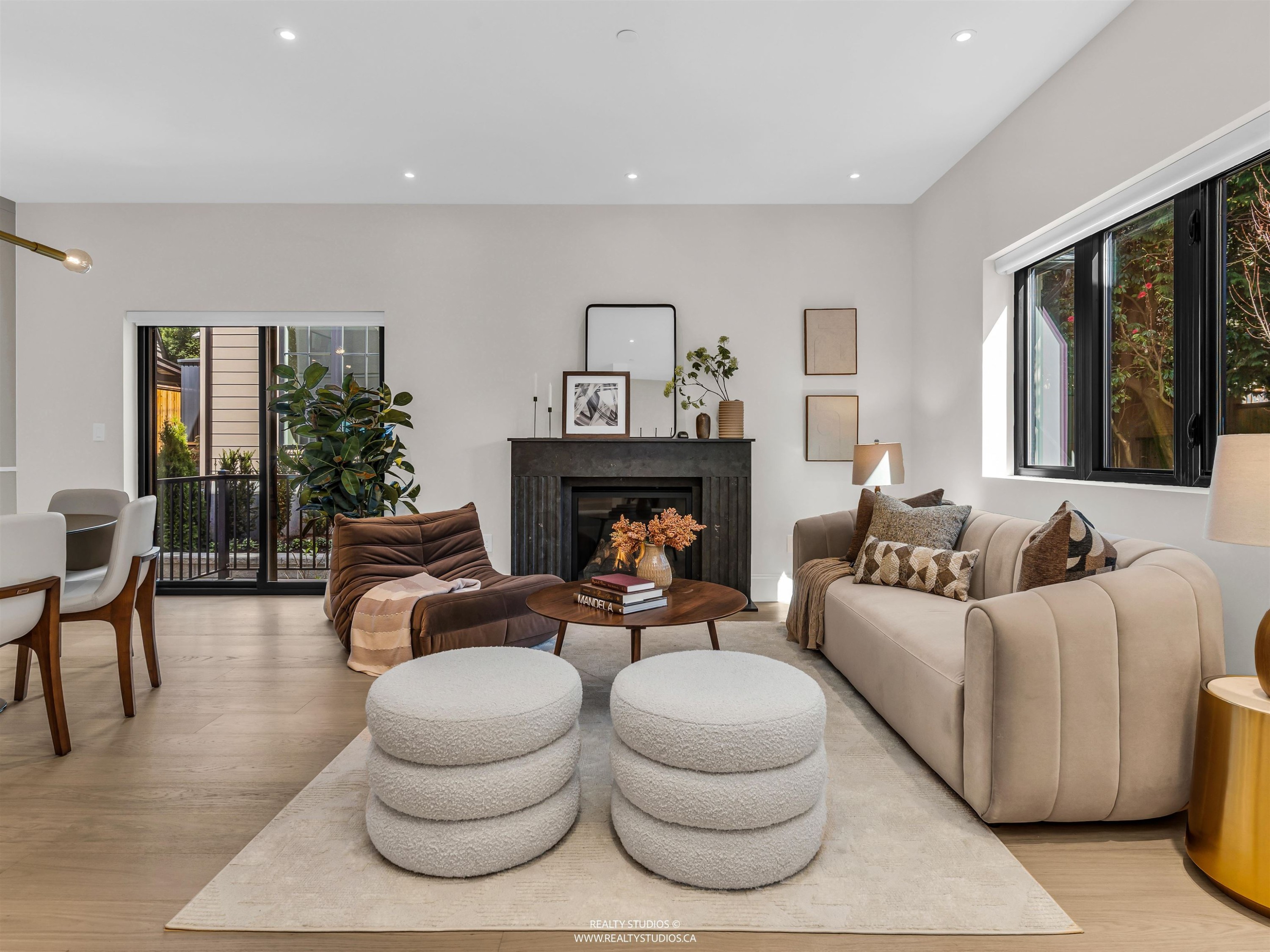 2-4088 Maple Crescent, Vancouver, BC