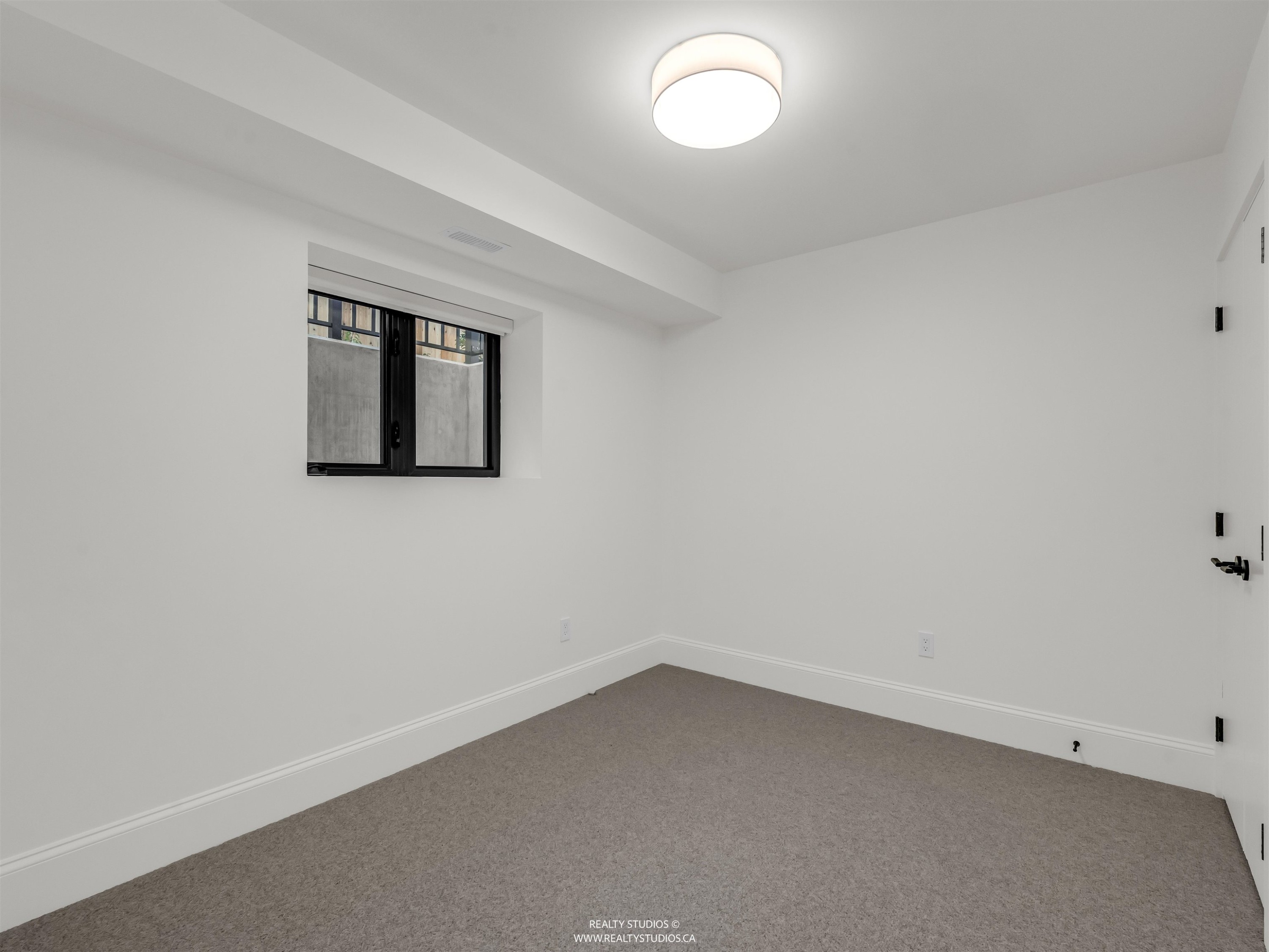 2-4088 Maple Crescent, Vancouver, BC