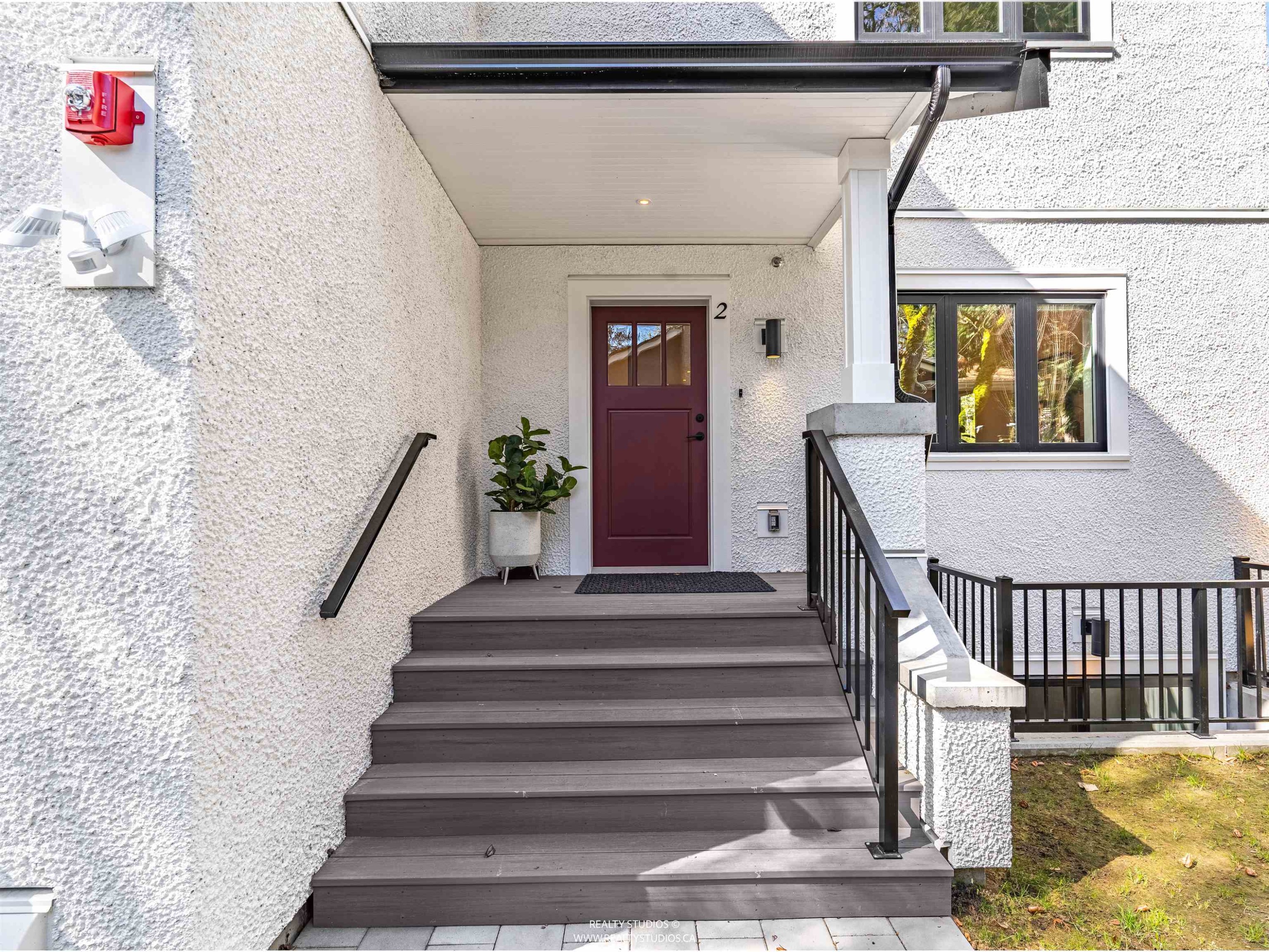 2-4088 Maple Crescent, Vancouver, BC