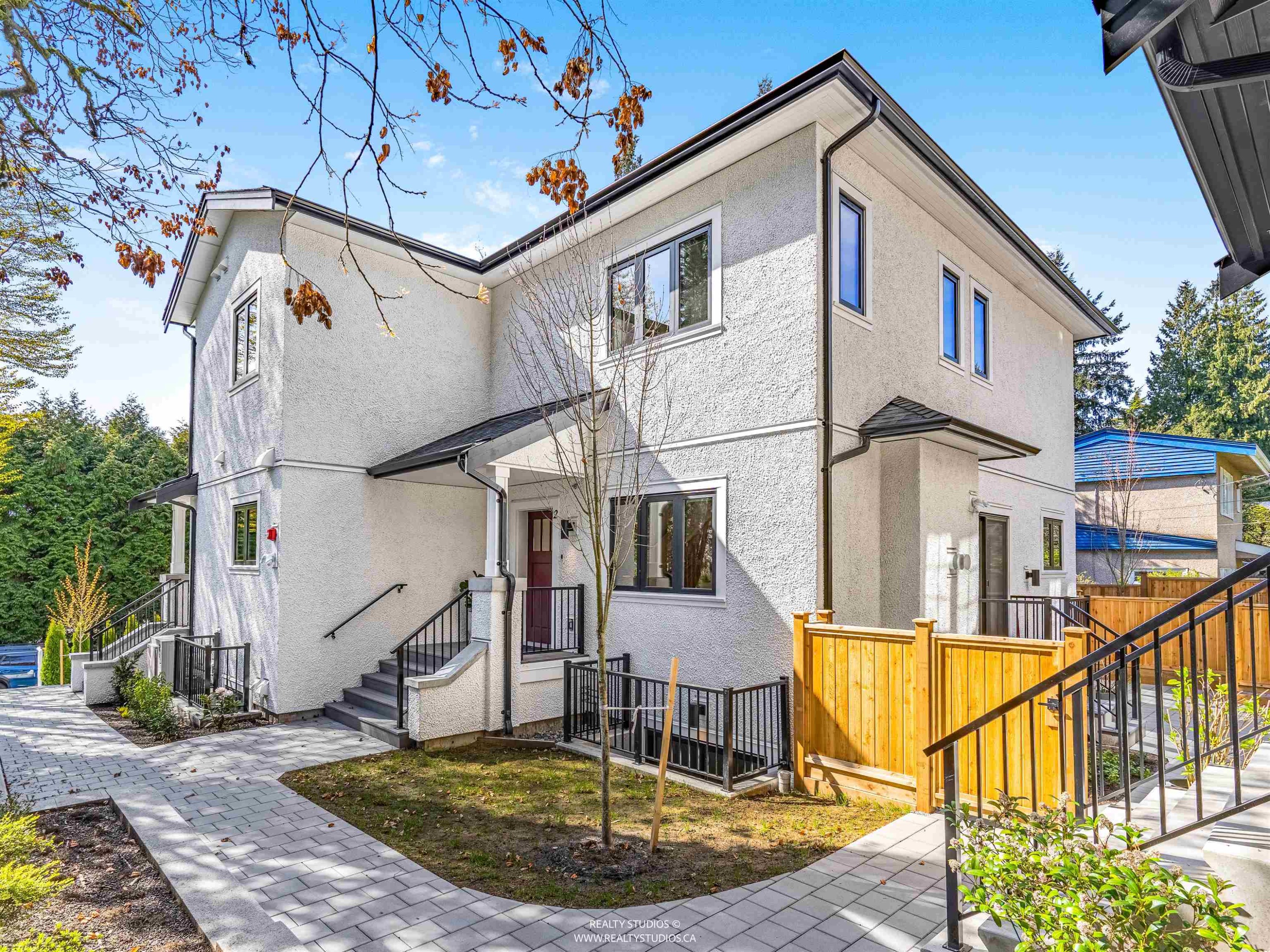 2-4088 Maple Crescent, Vancouver, BC