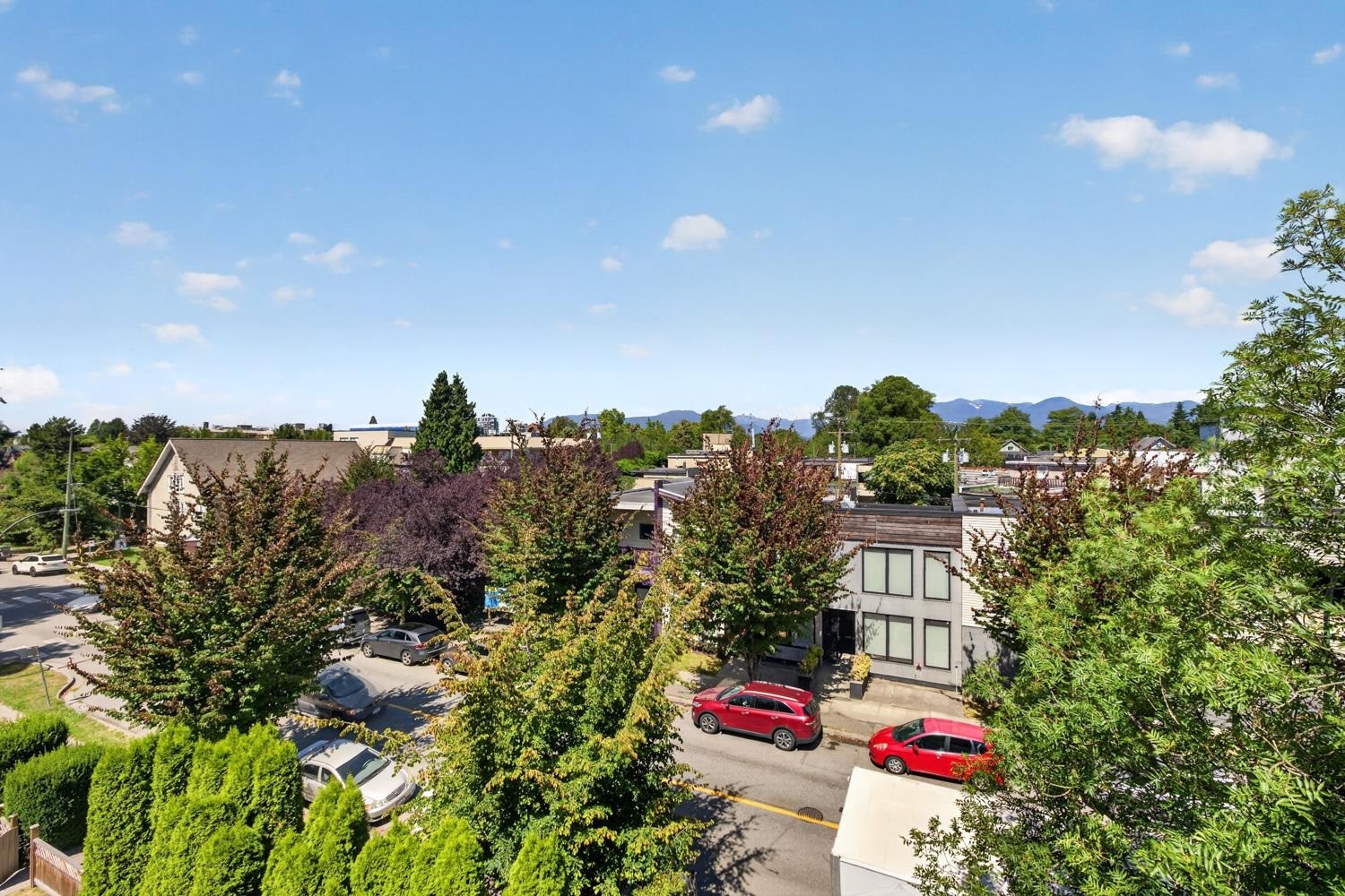 401-688 16Th Avenue E, Vancouver, BC