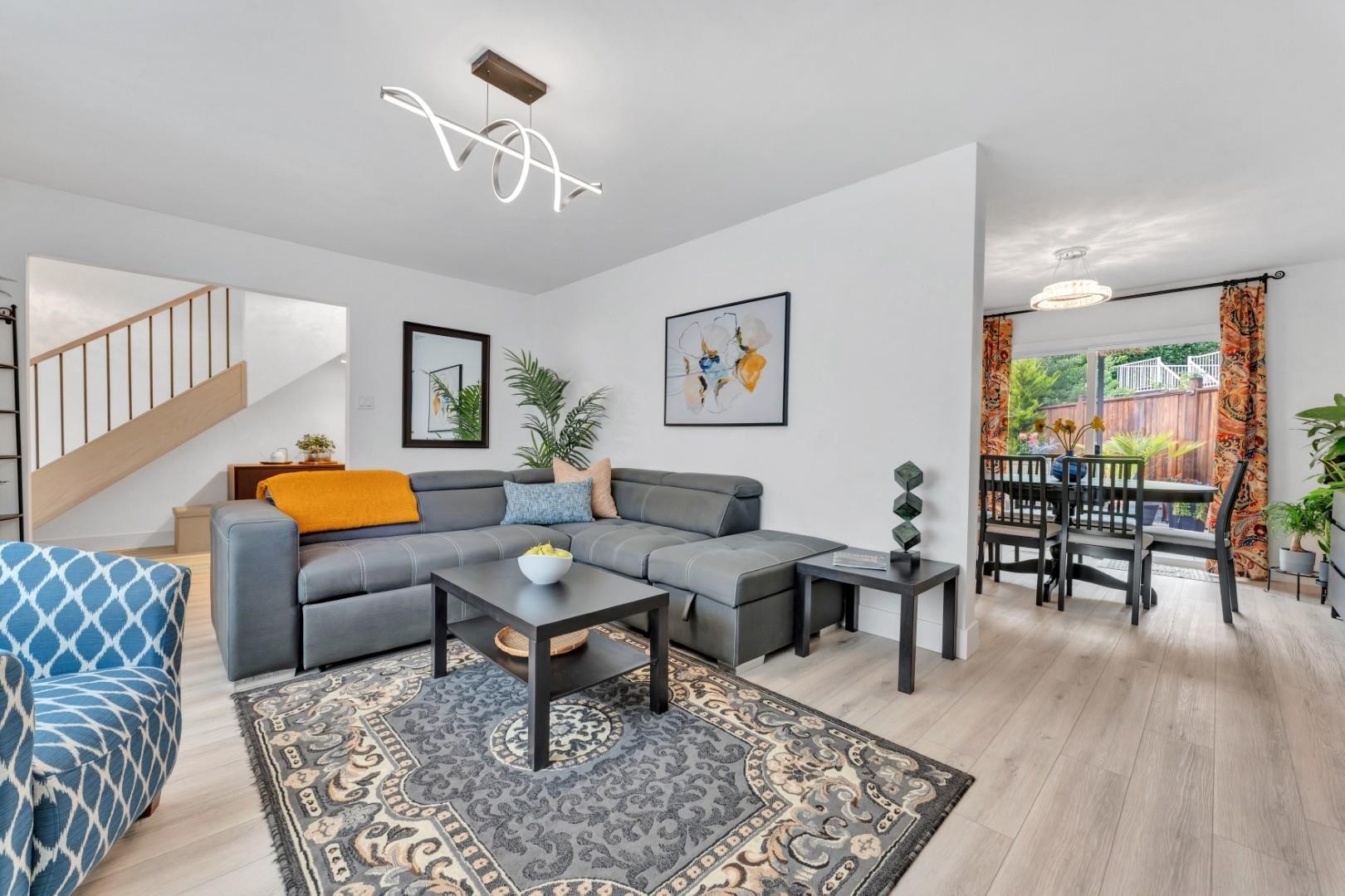 1401 Apel Drive, Port Coquitlam, BC