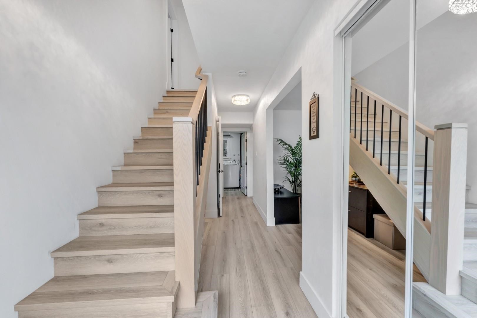 1401 Apel Drive, Port Coquitlam, BC