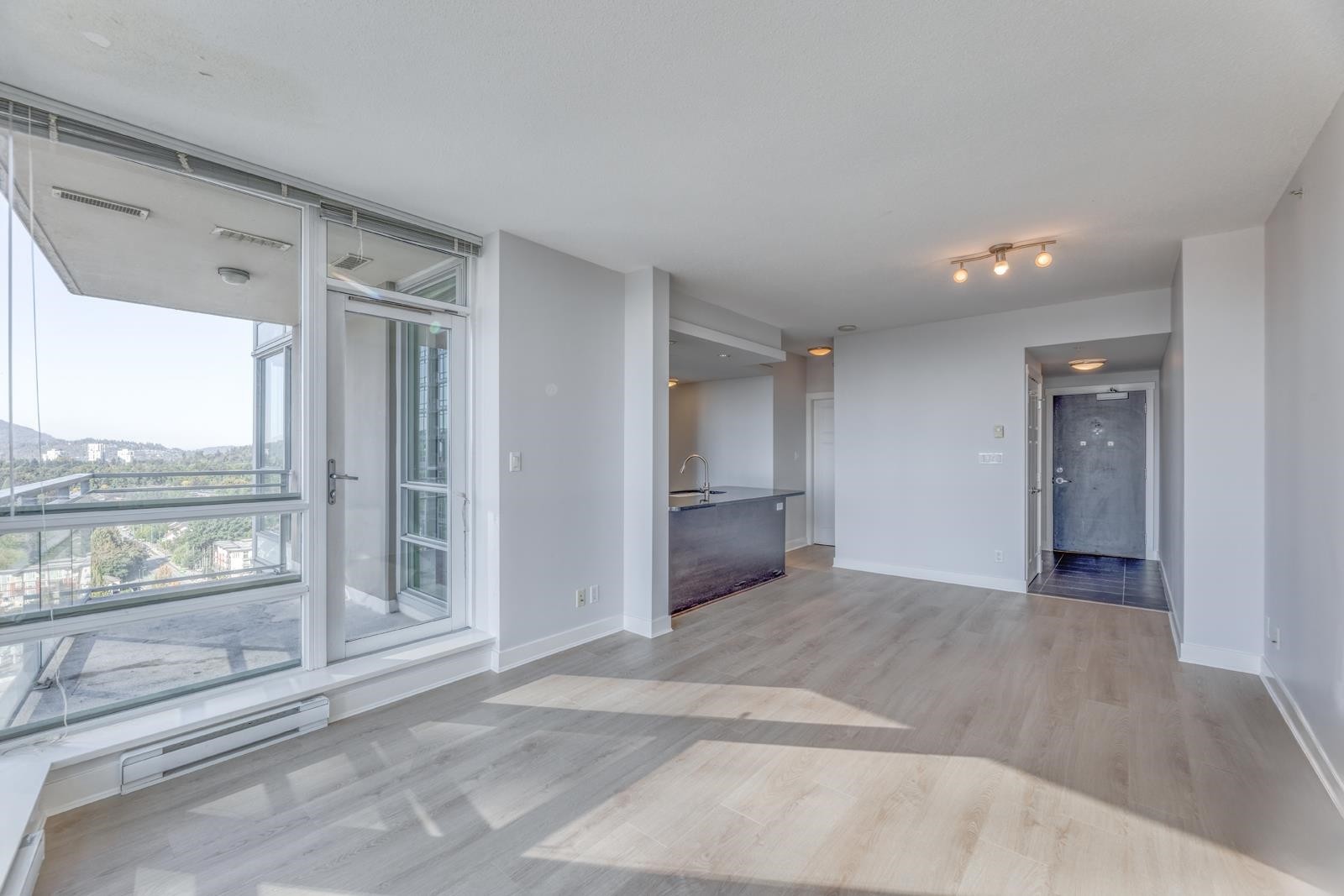 2501-2968 Glen Drive, Coquitlam, BC