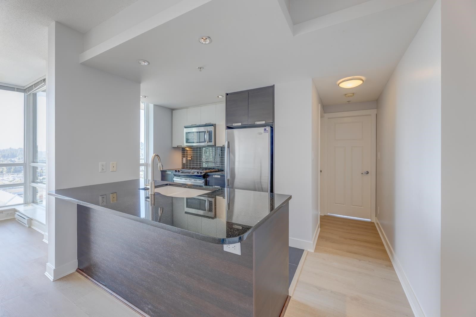 2501-2968 Glen Drive, Coquitlam, BC