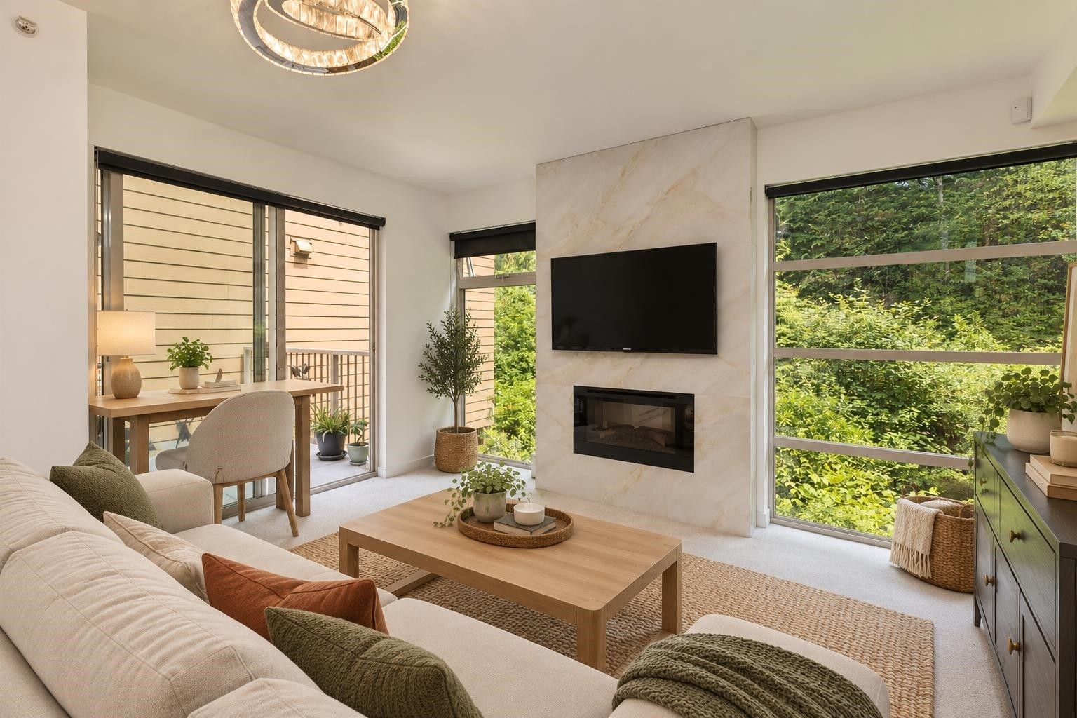 204-2832 Capilano Road, North Vancouver, BC