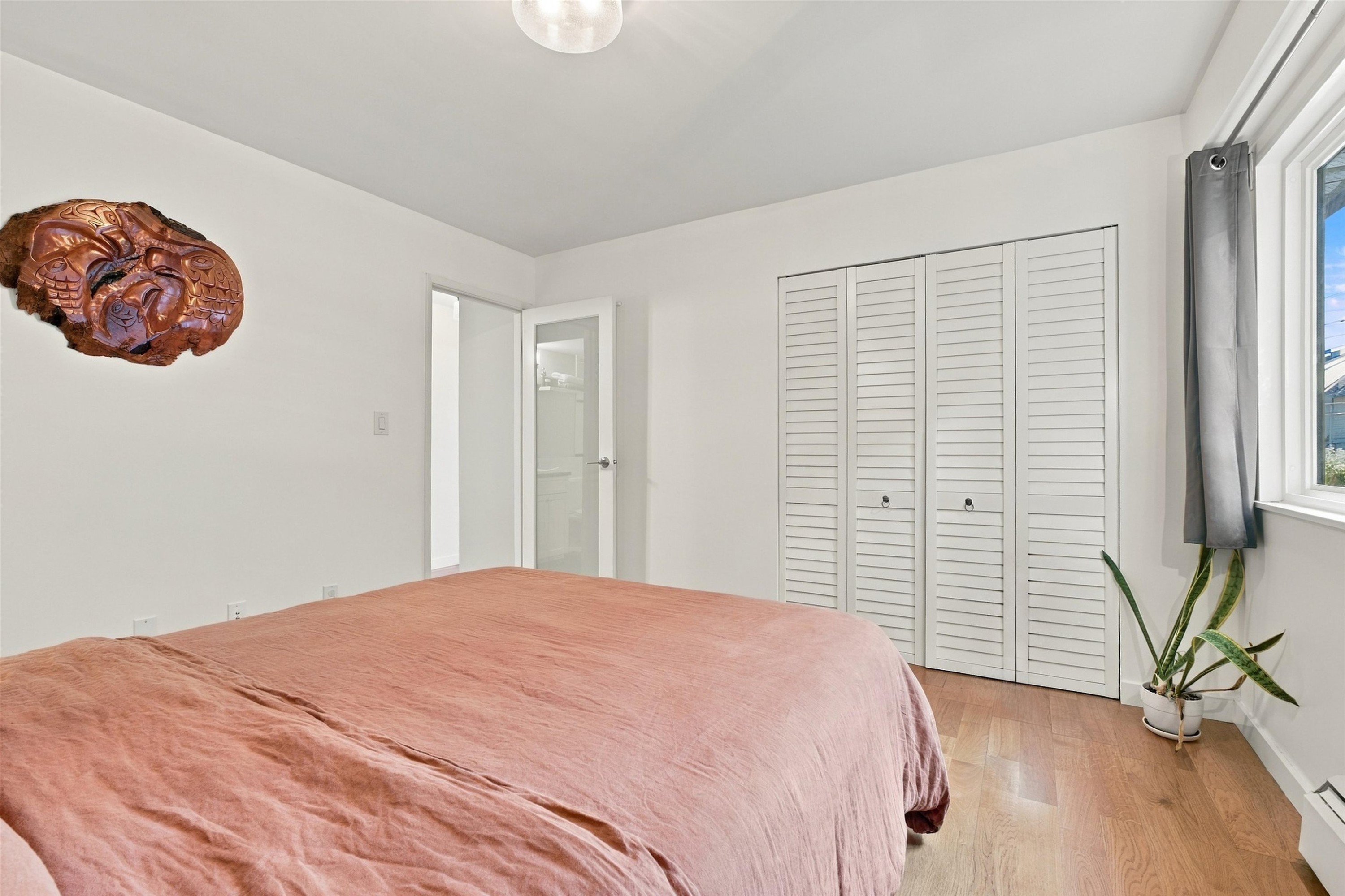304-1611 3Rd Avenue E, Vancouver, BC