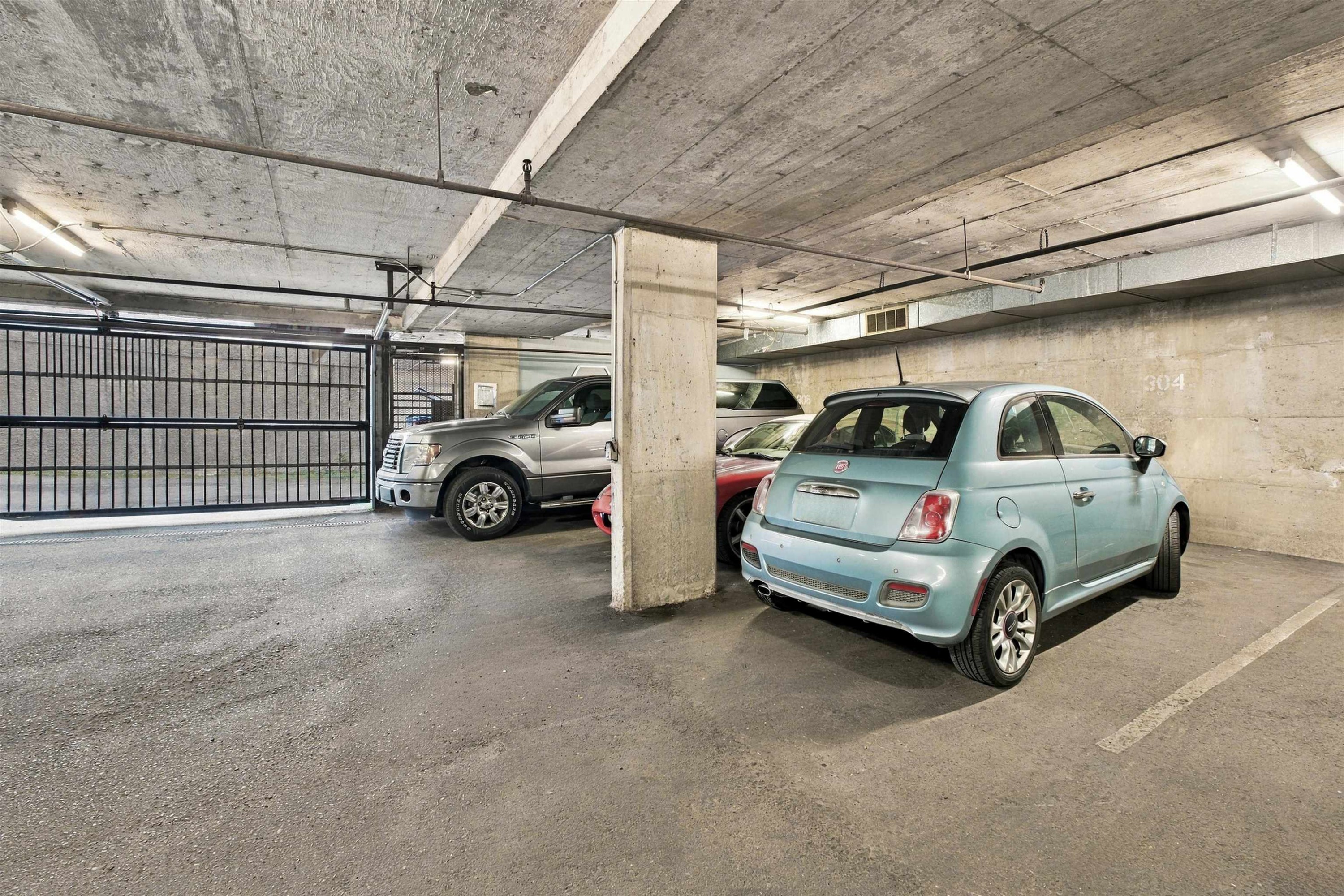 304-1611 3Rd Avenue E, Vancouver, BC