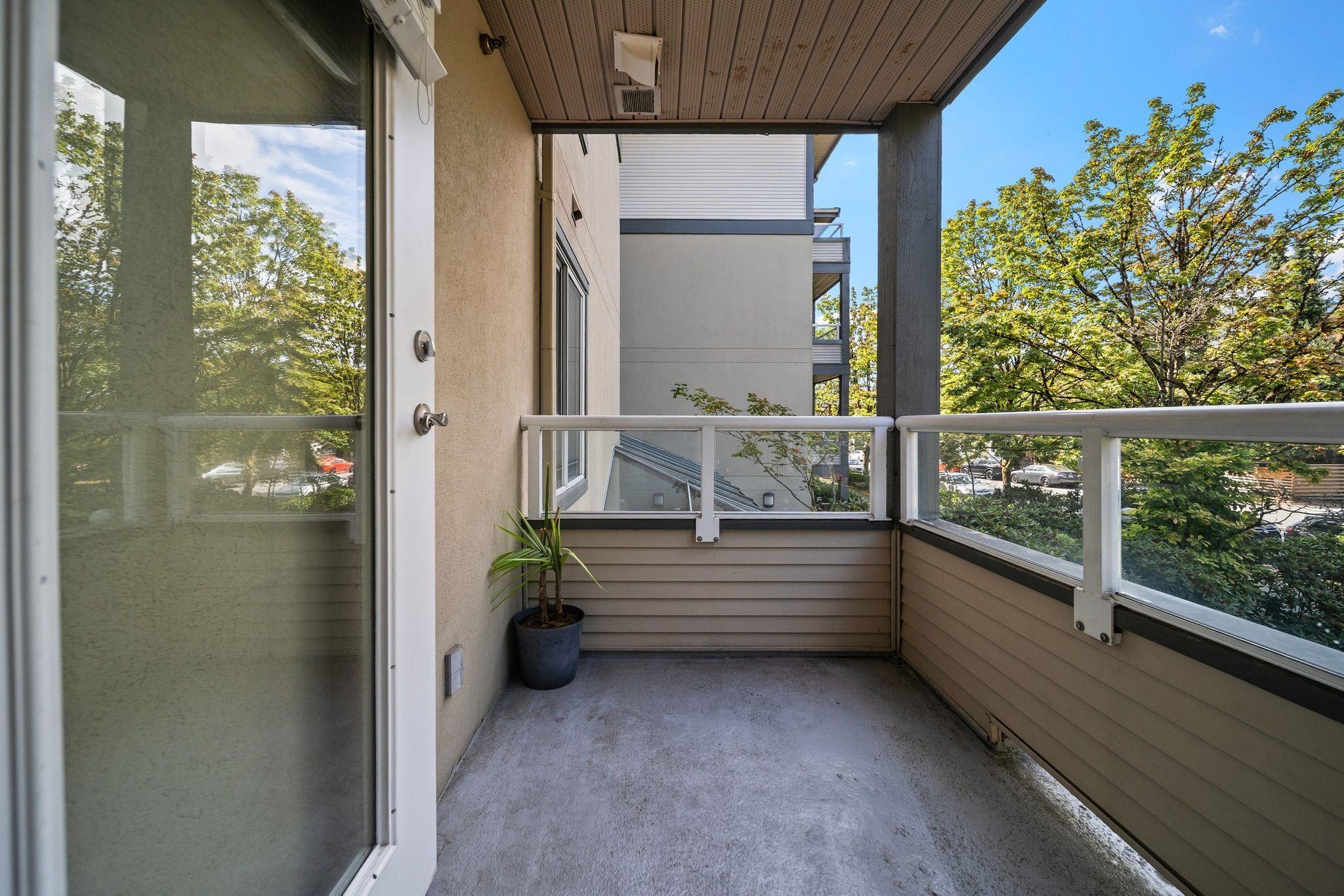 201-4990 Mcgeer Street, Vancouver, BC