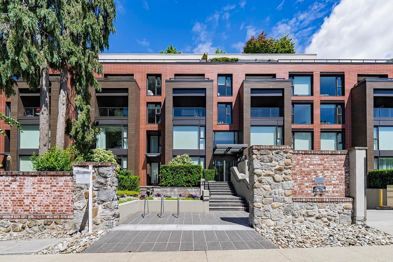 310-1571 57Th Avenue W, Vancouver, BC