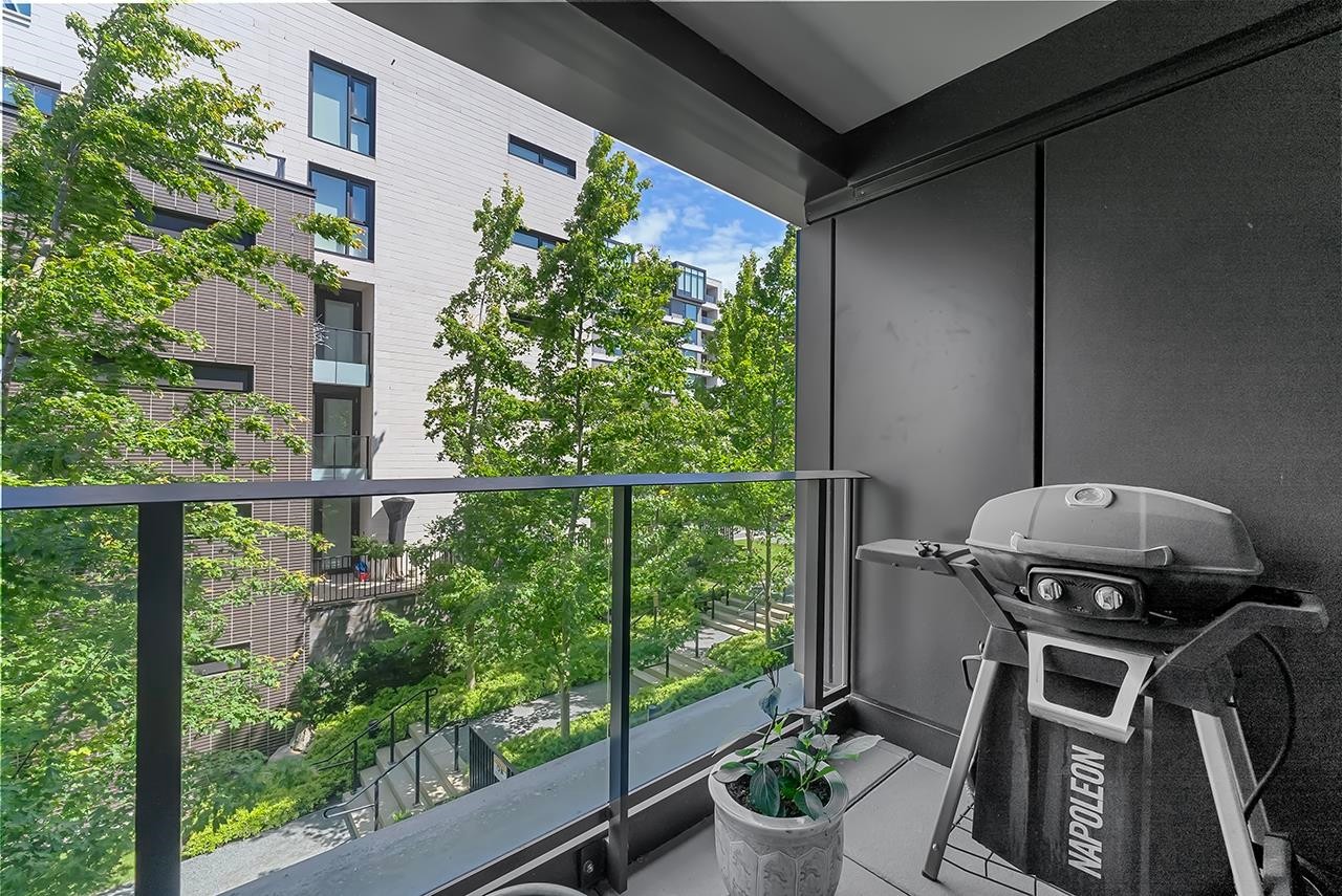 310-1571 57Th Avenue W, Vancouver, BC