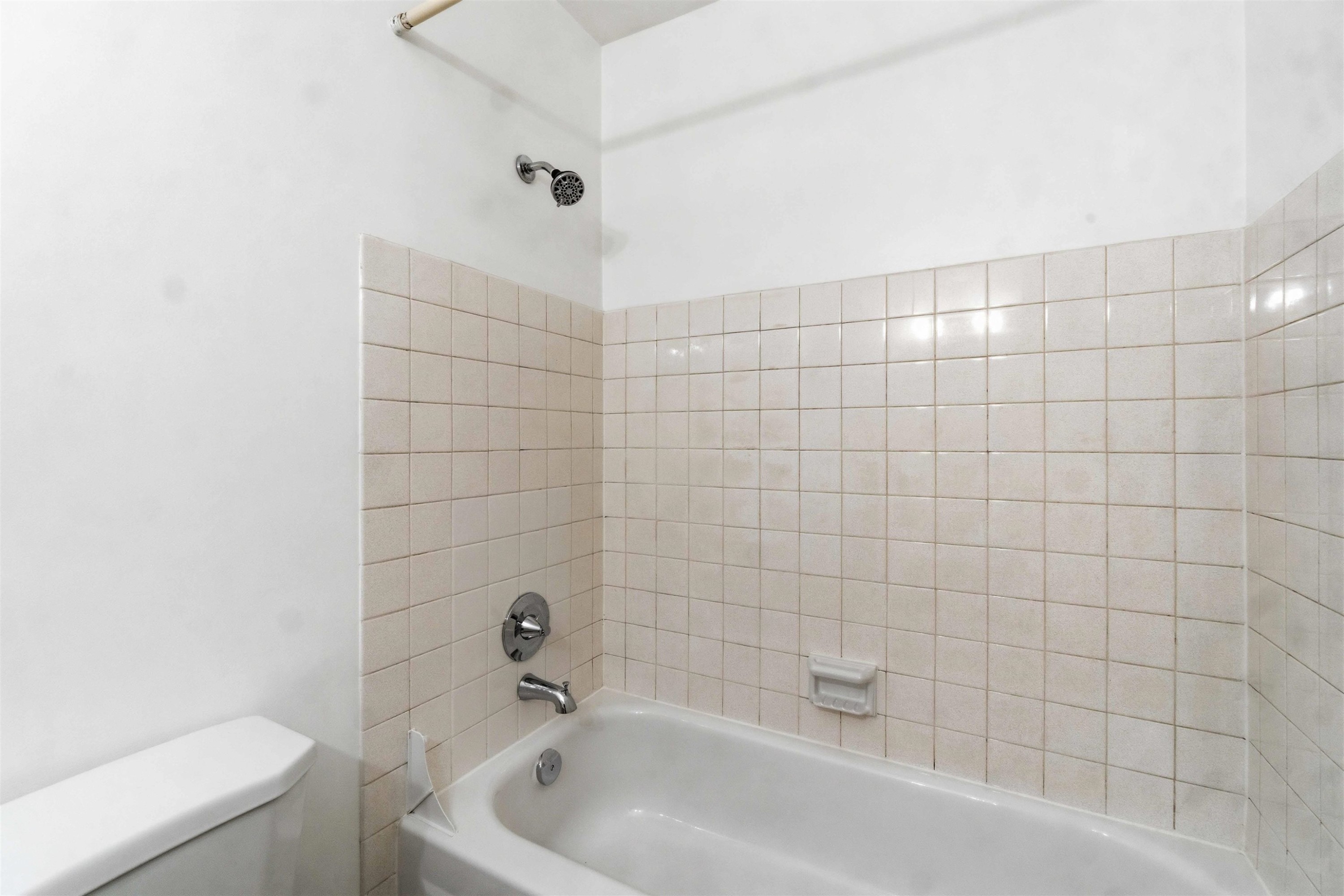 310-590 Whiting Way, Coquitlam, BC
