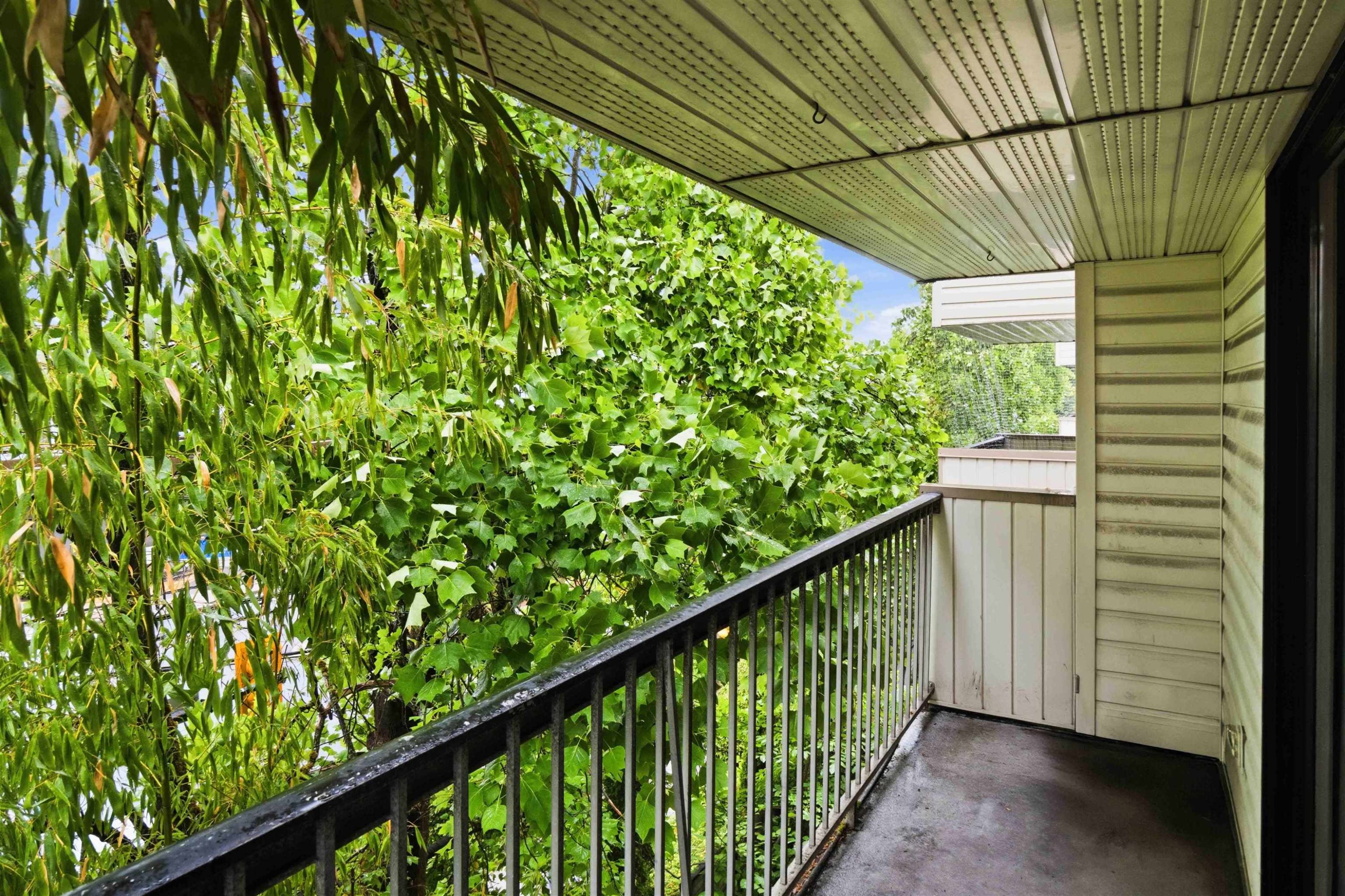 310-590 Whiting Way, Coquitlam, BC