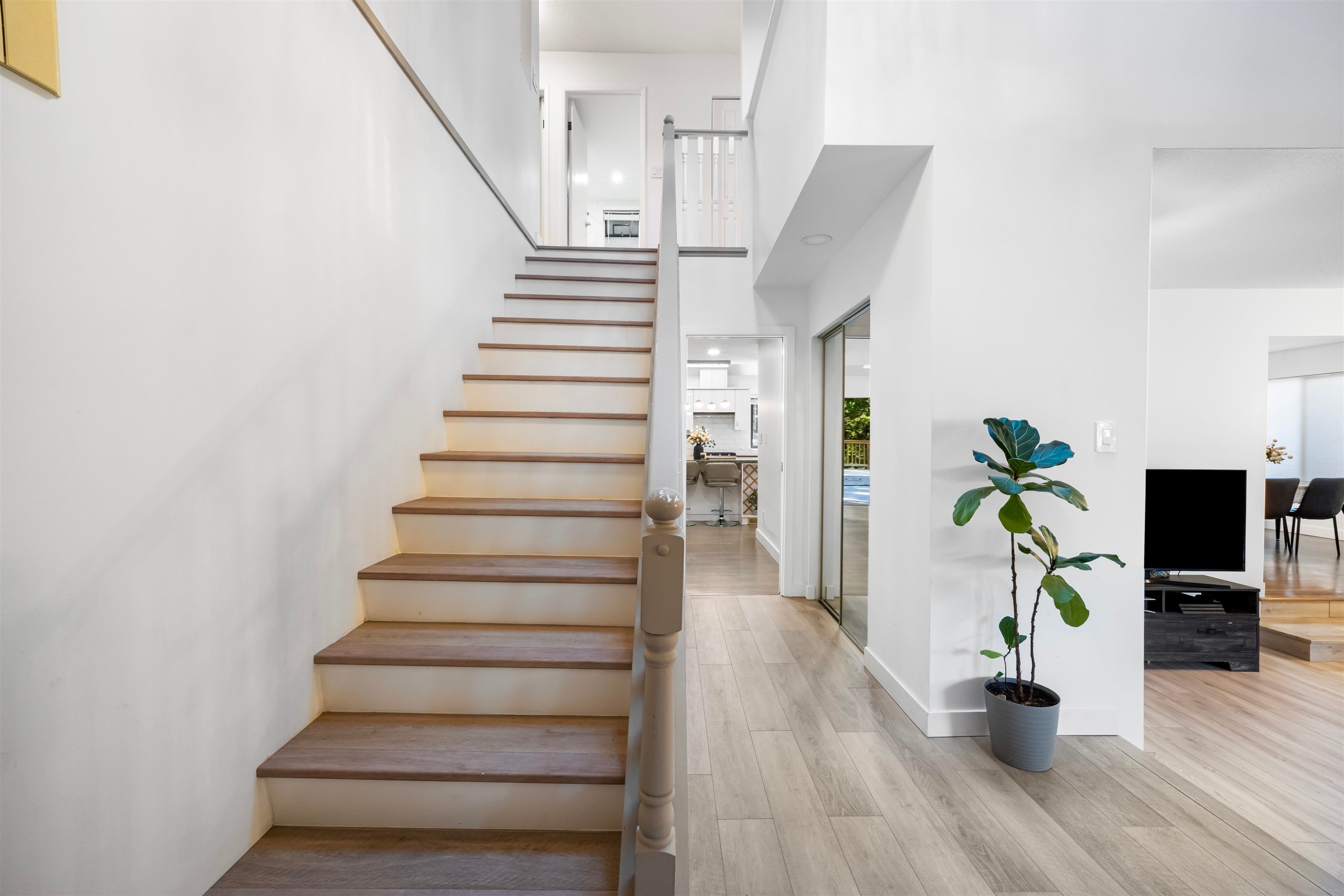 5520 Huckleberry Lane, North Vancouver, BC