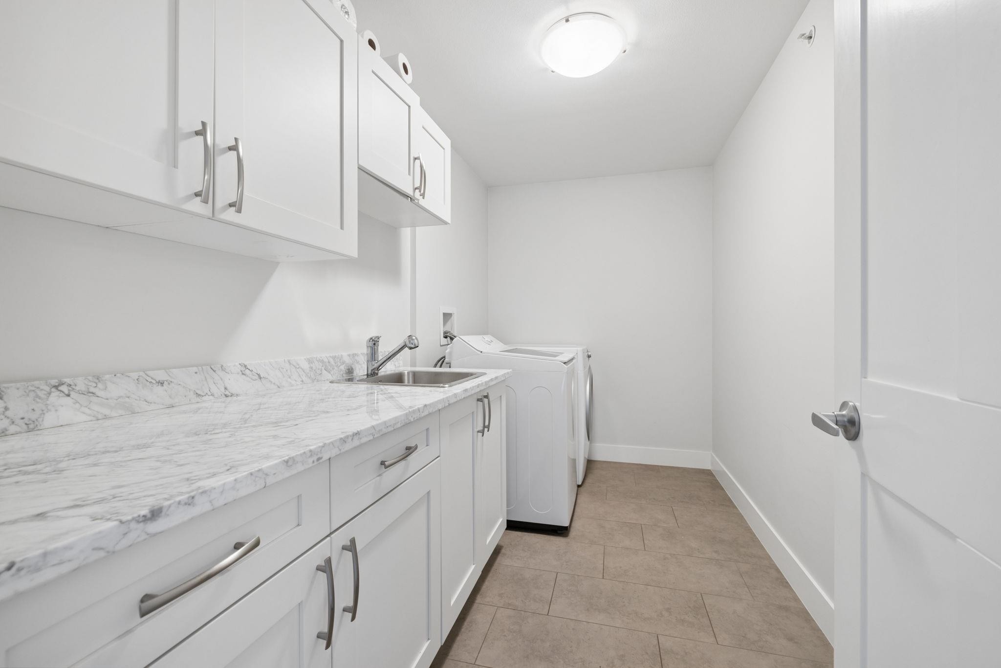 24371 104 Avenue, Maple Ridge, BC