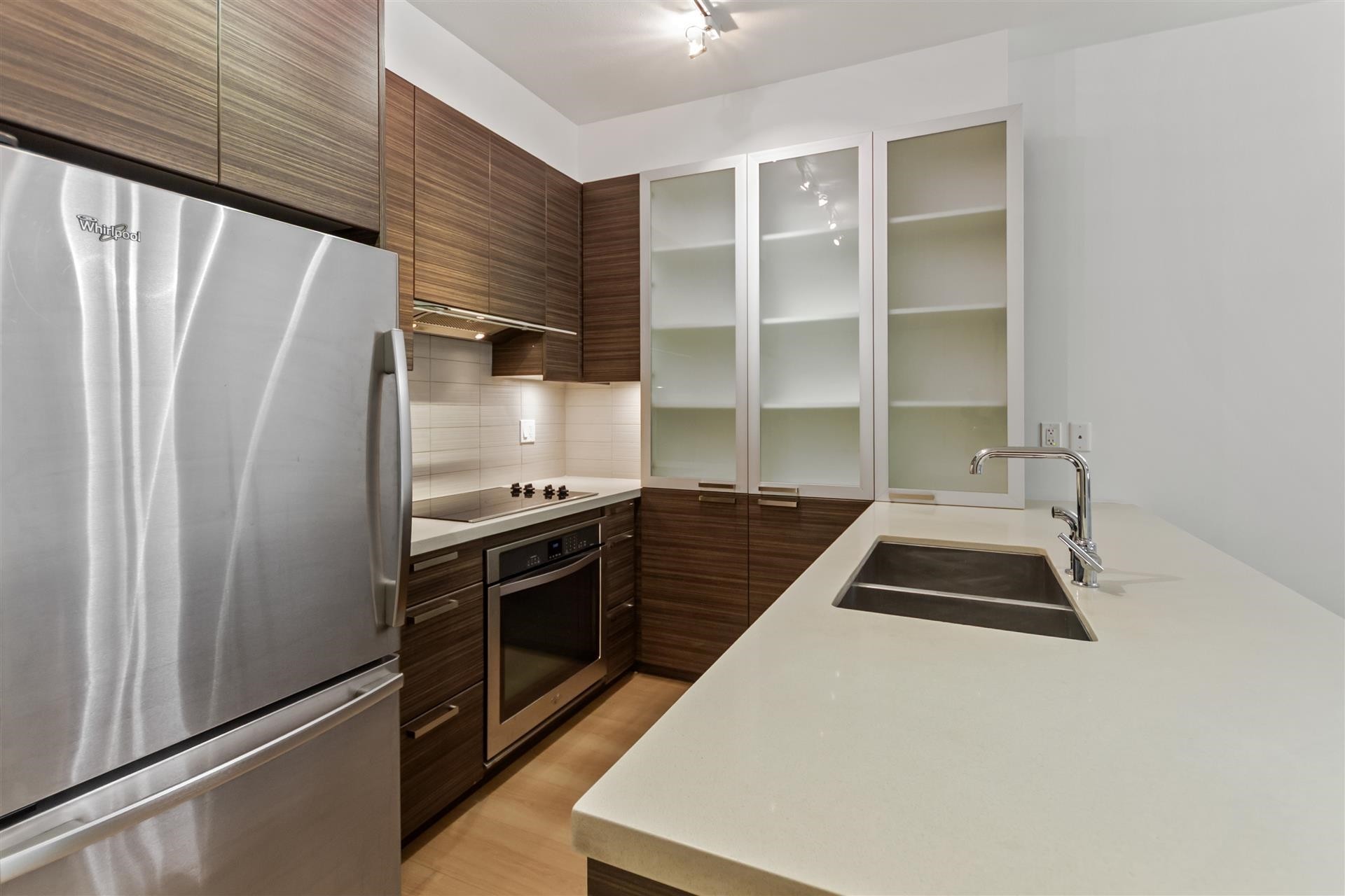 208-3606 Aldercrest Drive, North Vancouver, BC