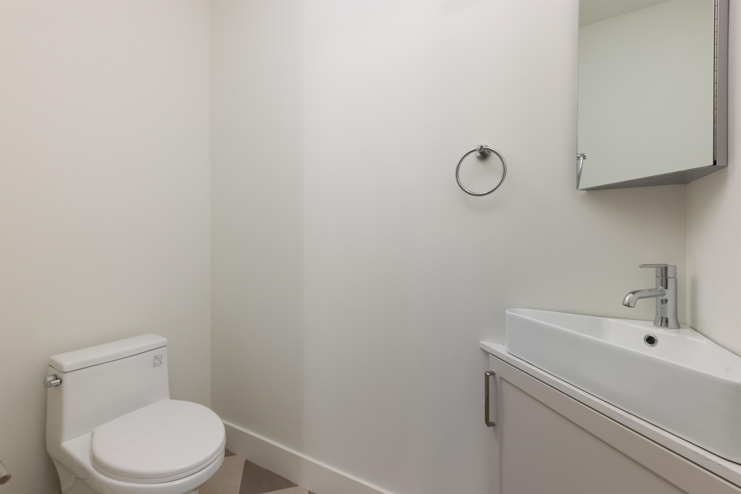 101-1837 Georgia Street E, Vancouver, BC
