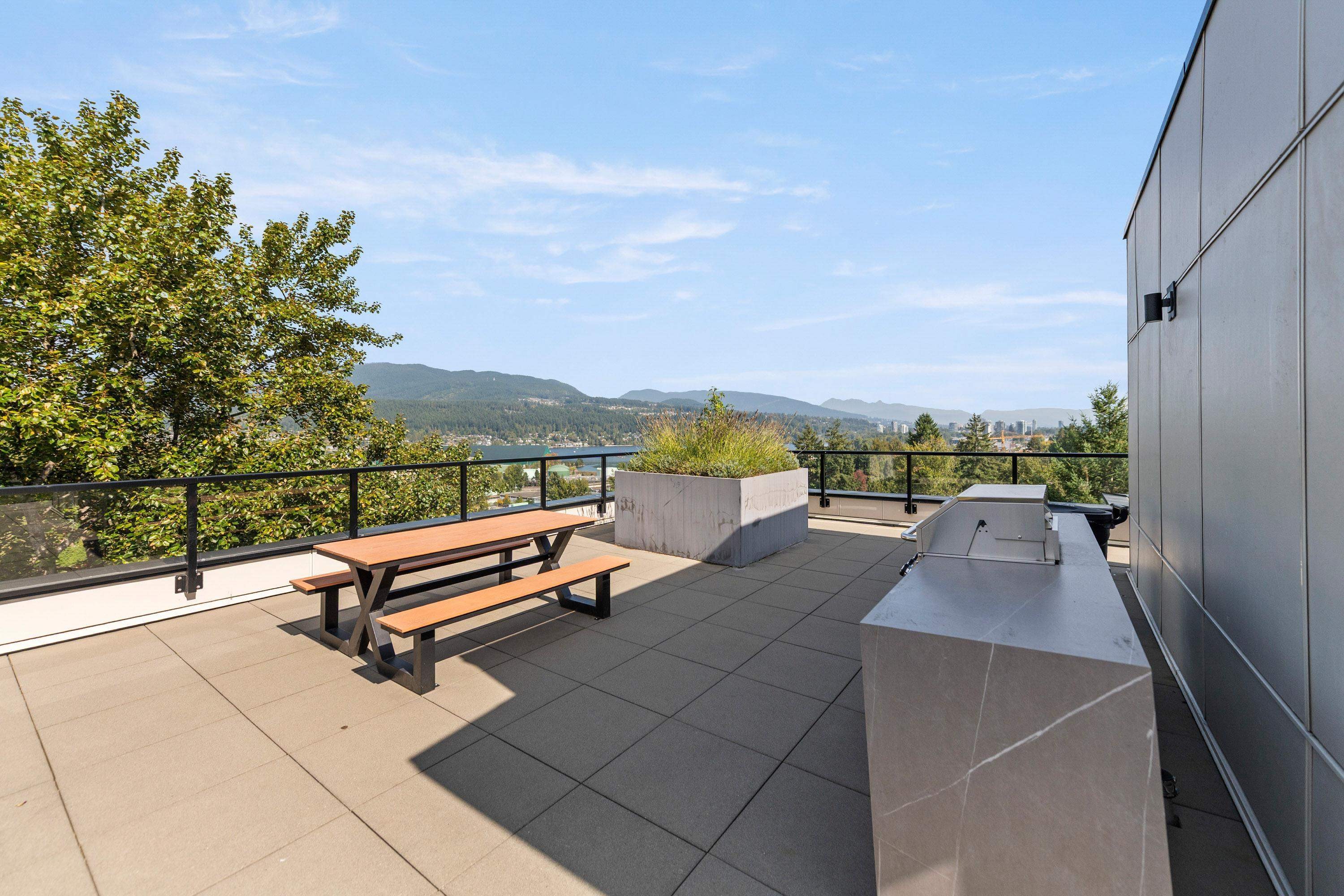 214-2002 St. George Street, Port Moody, BC