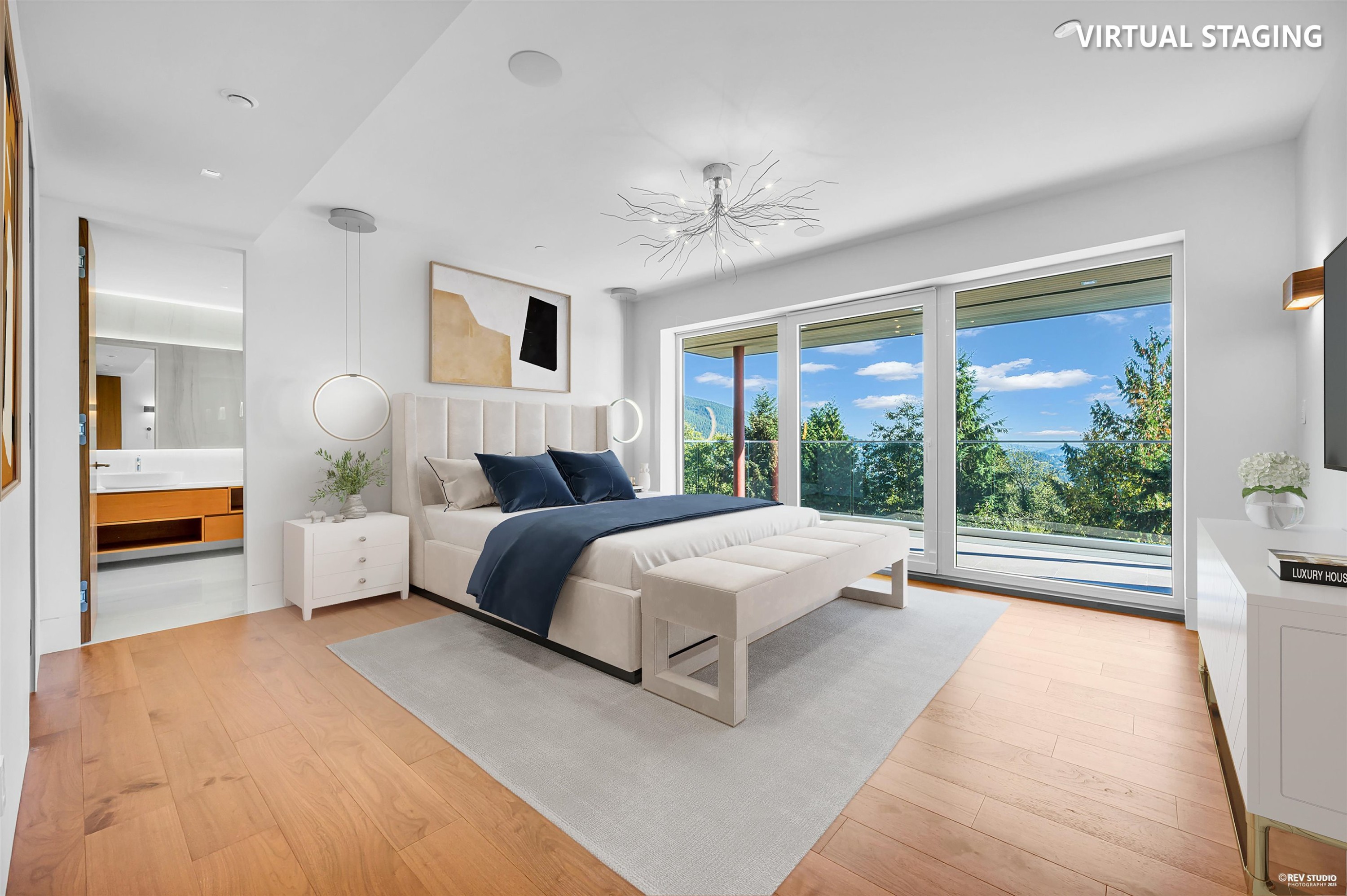 535 Craigmohr Drive, West Vancouver, BC
