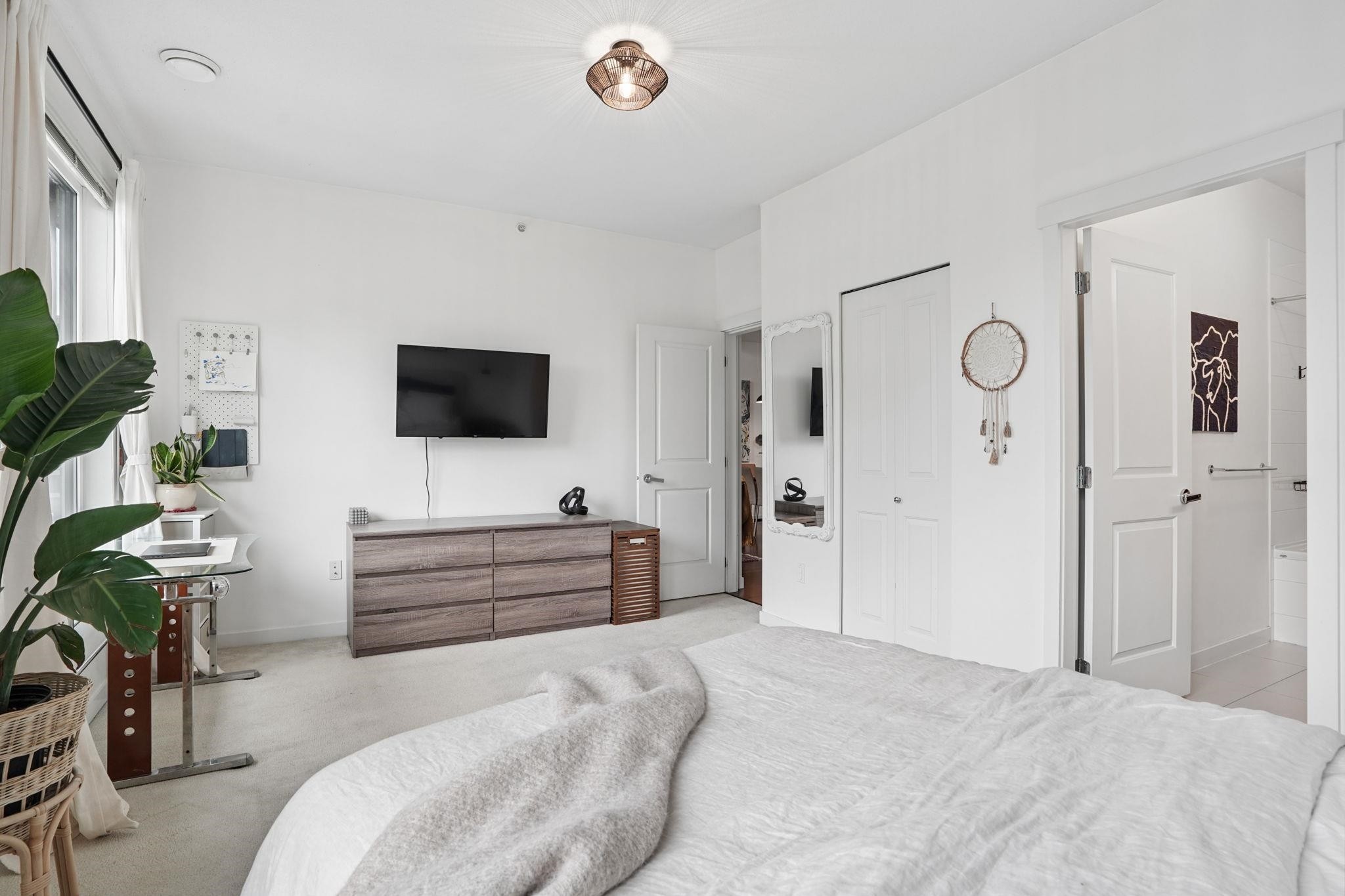 412-3163 Riverwalk Avenue, Vancouver, BC
